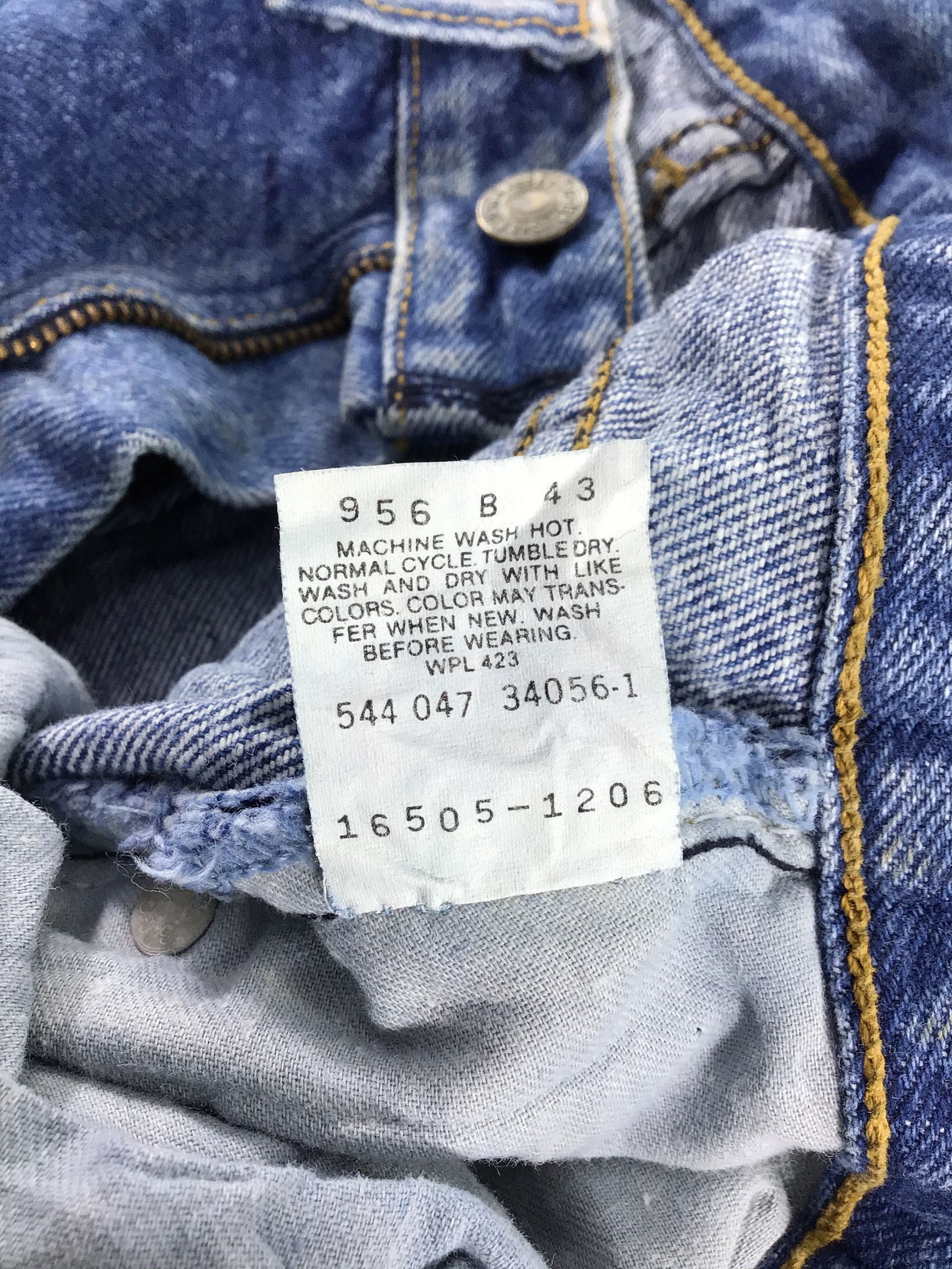 Levi's W24 90s Vintage Levis 505 Jeans-J630 Size US 26 / EU 42 - 10 Thumbnail