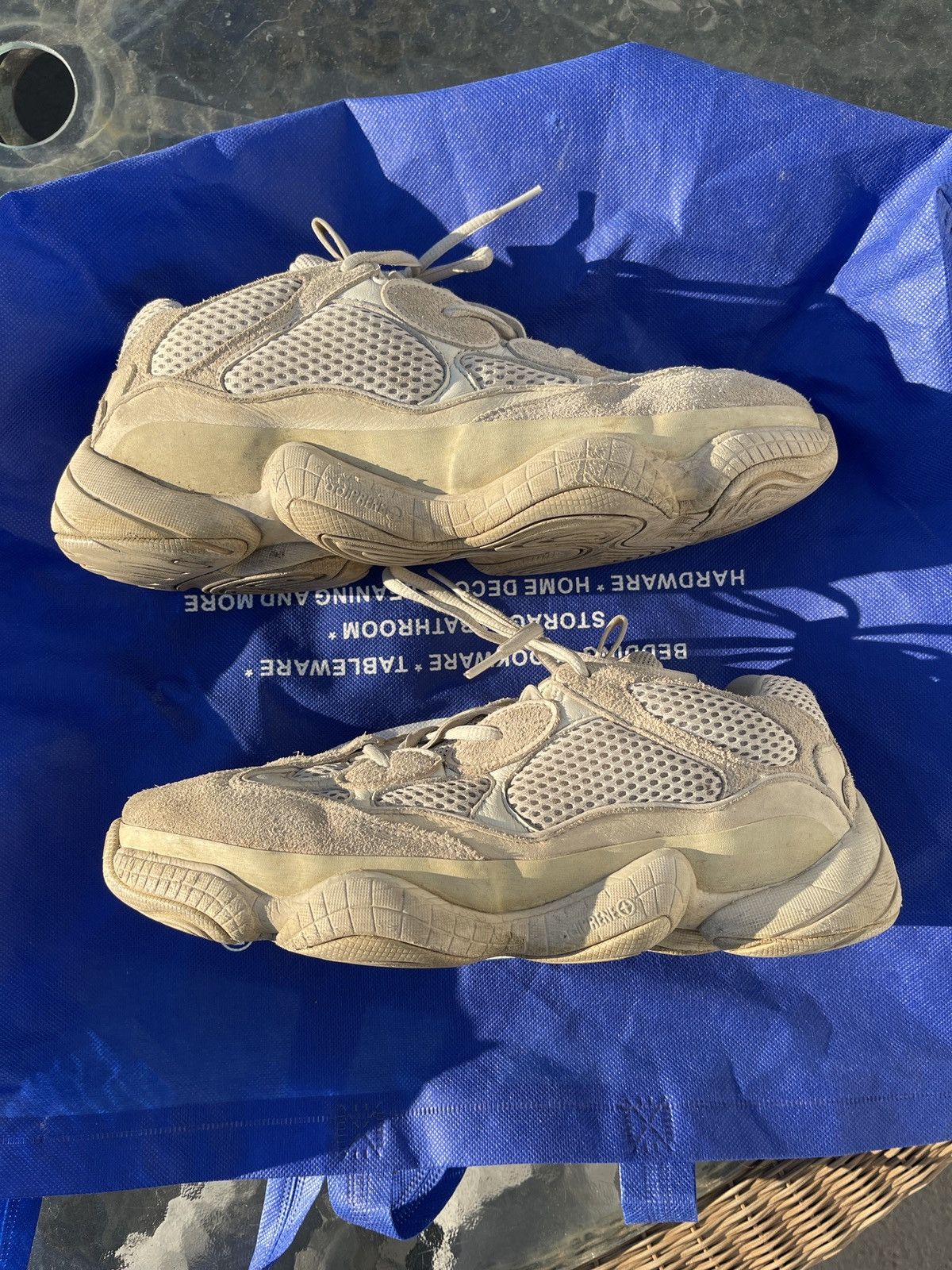 Adidas Adidas Yeezy Blush 500 Size US 11 / EU 44 - 2 Thumbnail