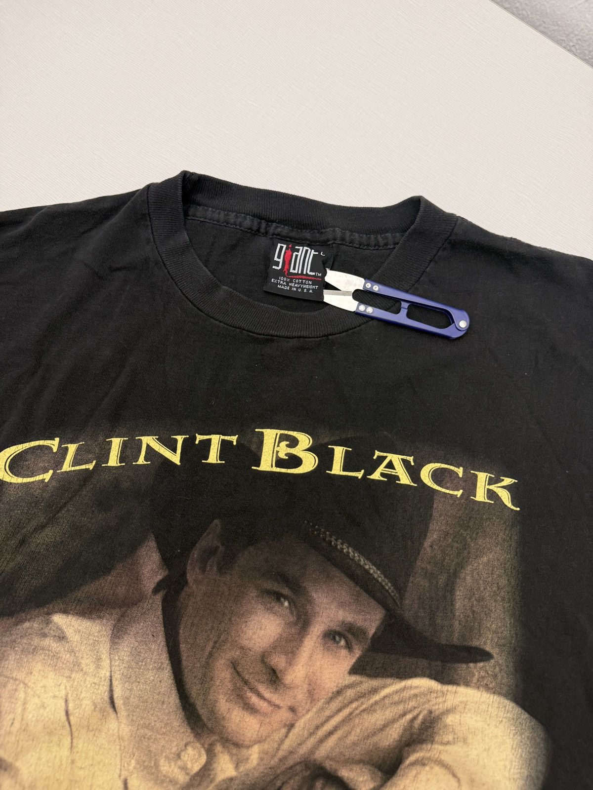 Giant Vintage 90s Clint Black Up Close In Concert Tshirt L Country Size US L / EU 52-54 / 3 - 6 Thumbnail