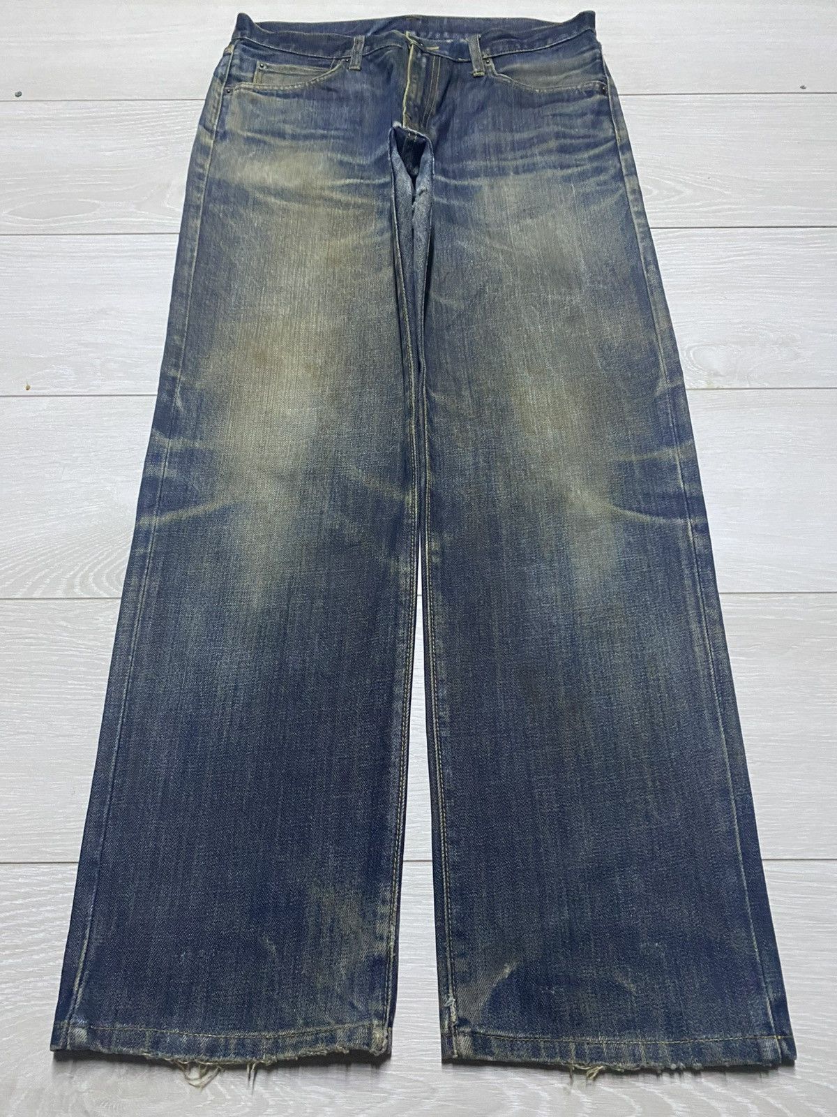 Undercover × Uniqlo Vintage Uniqlo Mud Wash Distressed Loose Jeans Size US 31 - 1 Thumbnail