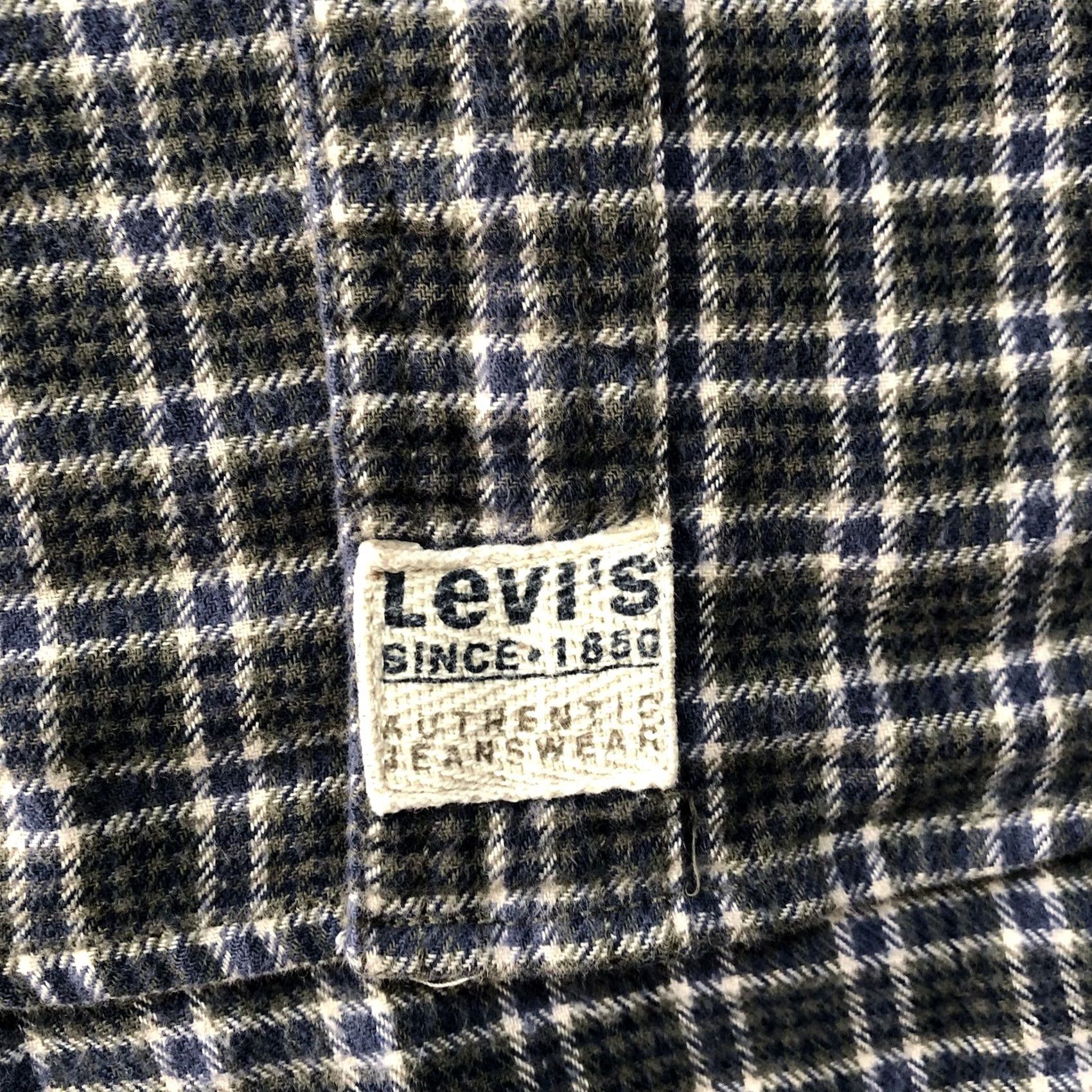 Levi's VINTAGE Levi's Shirt Men Large Green Blue Plaid Heavyweight Pocket Size US L / EU 52-54 / 3 - 4 Thumbnail