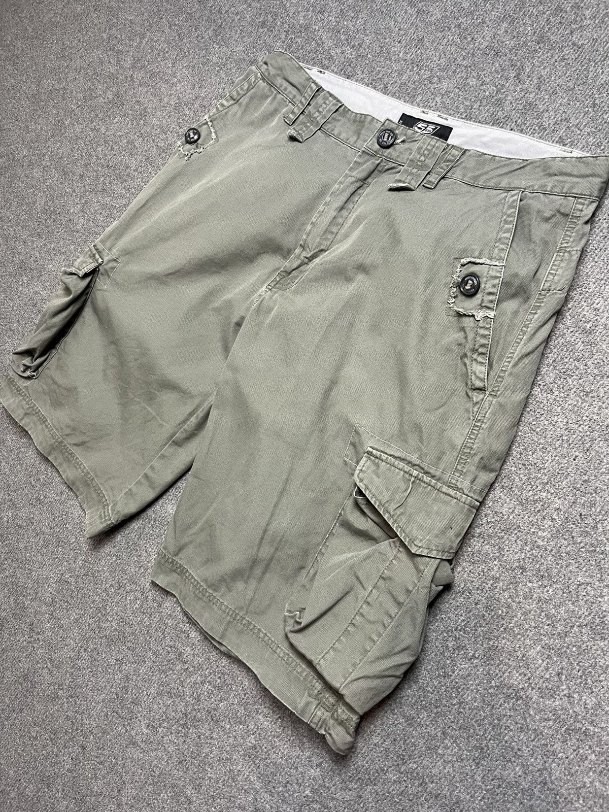 Diesel Diesel cargo shorts Size US 33 - 4 Thumbnail