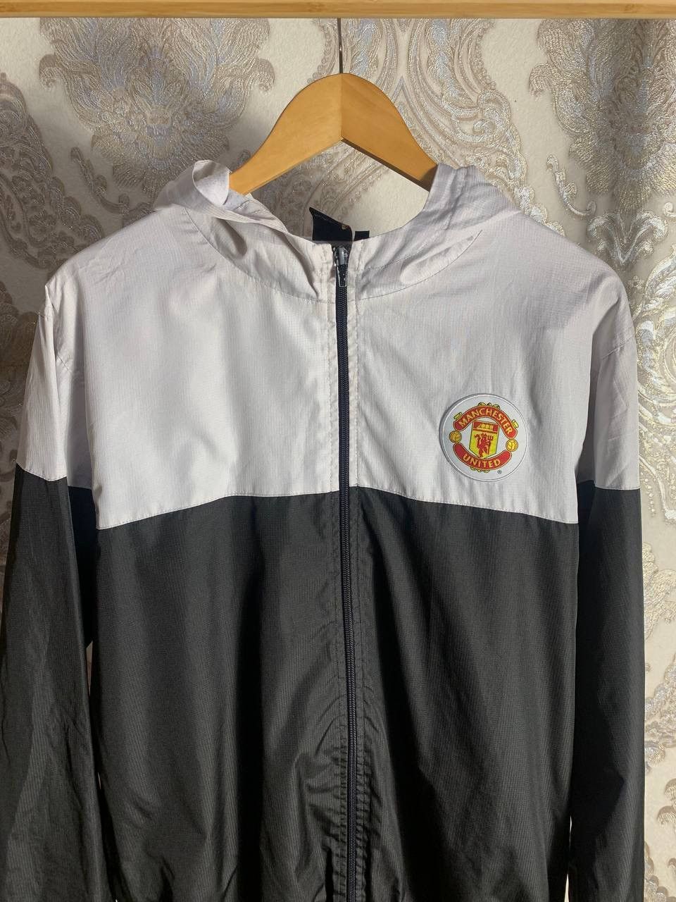 Vintage VERY RARE FC MANCHESTER UNITED ENGLAND LIGHT JACKET Y2K 90s Size US L / EU 52-54 / 3 - 2 Thumbnail