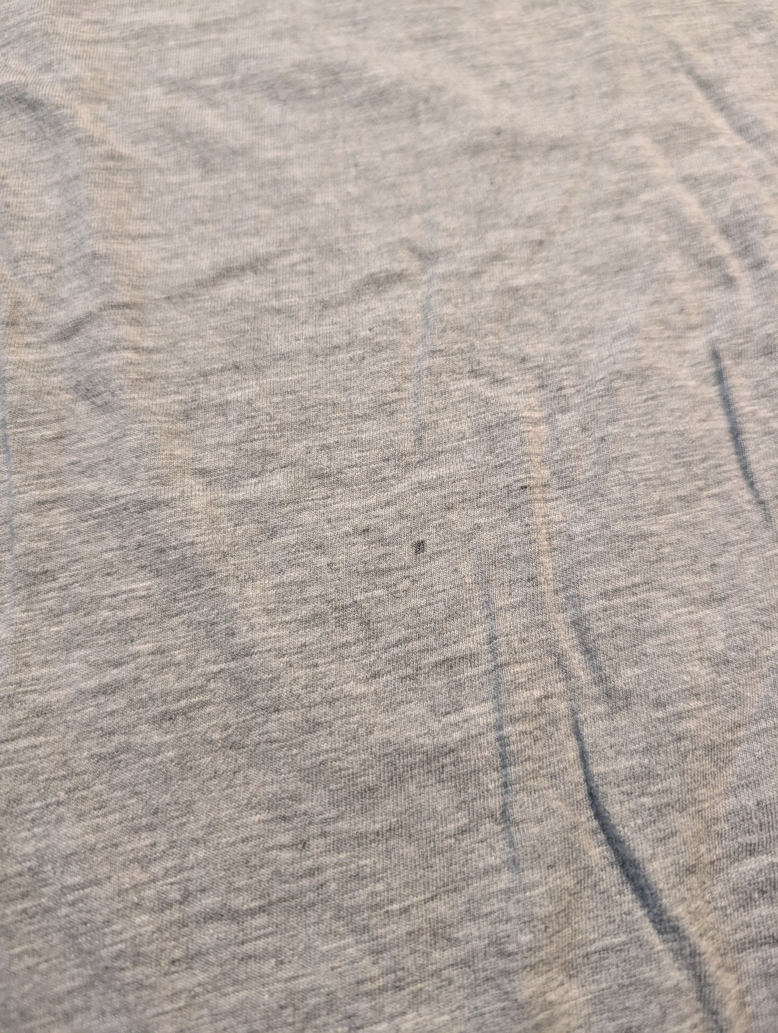 Oakley Vintage Oakley Spell Out Logo Gray Large T-Shirt Size US L / EU 52-54 / 3 - 9 Thumbnail