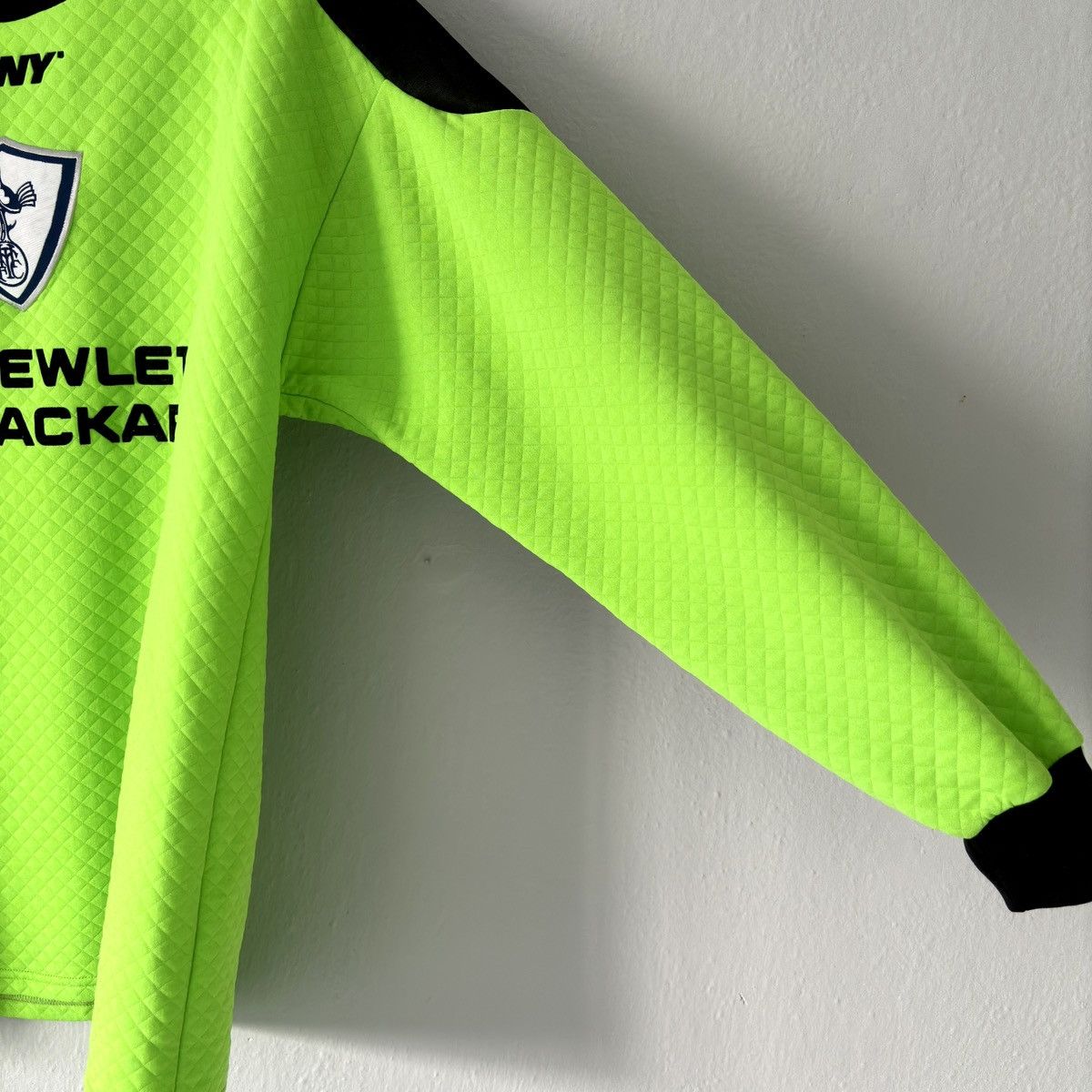 PONY × Vintage 1995 1997 Tottenham Hotspur Pony Vintage Soccer Jersey Long Size US M / EU 48-50 / 2 - 6 Thumbnail