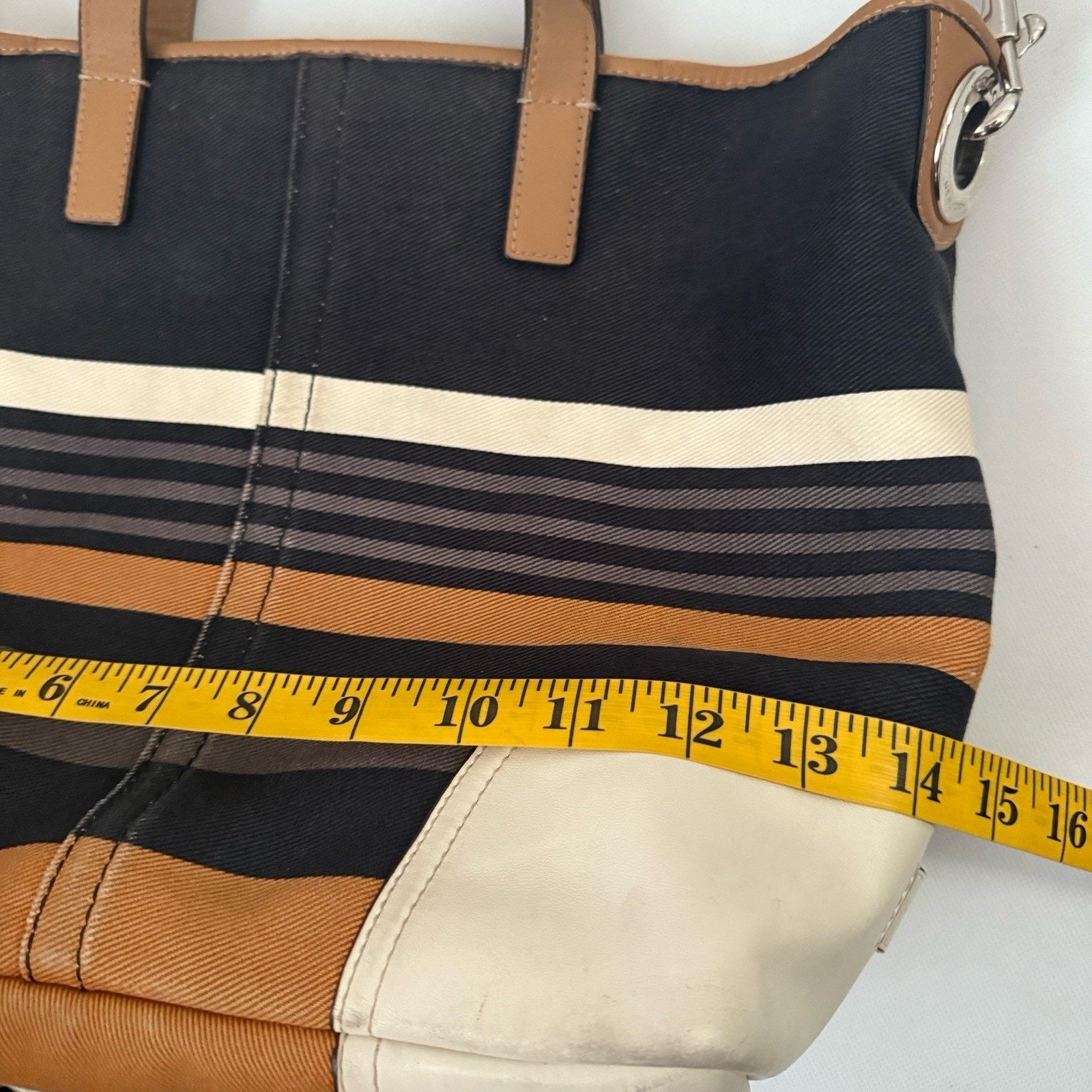 Coach Coach Hadley Tote Straps Striped Canvas Leather Travel Bag Size ONE SIZE - 14 Thumbnail