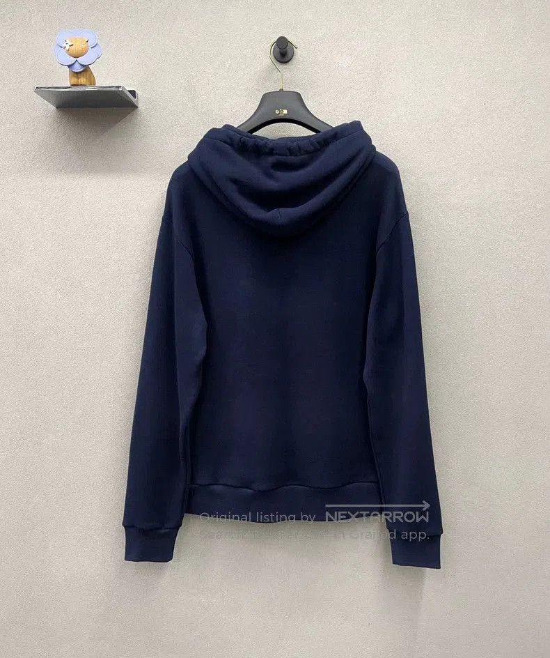 Louis Vuitton LV navy blue beaded sweatshirt M size. Size US M / EU 48-50 / 2 - 3 Thumbnail