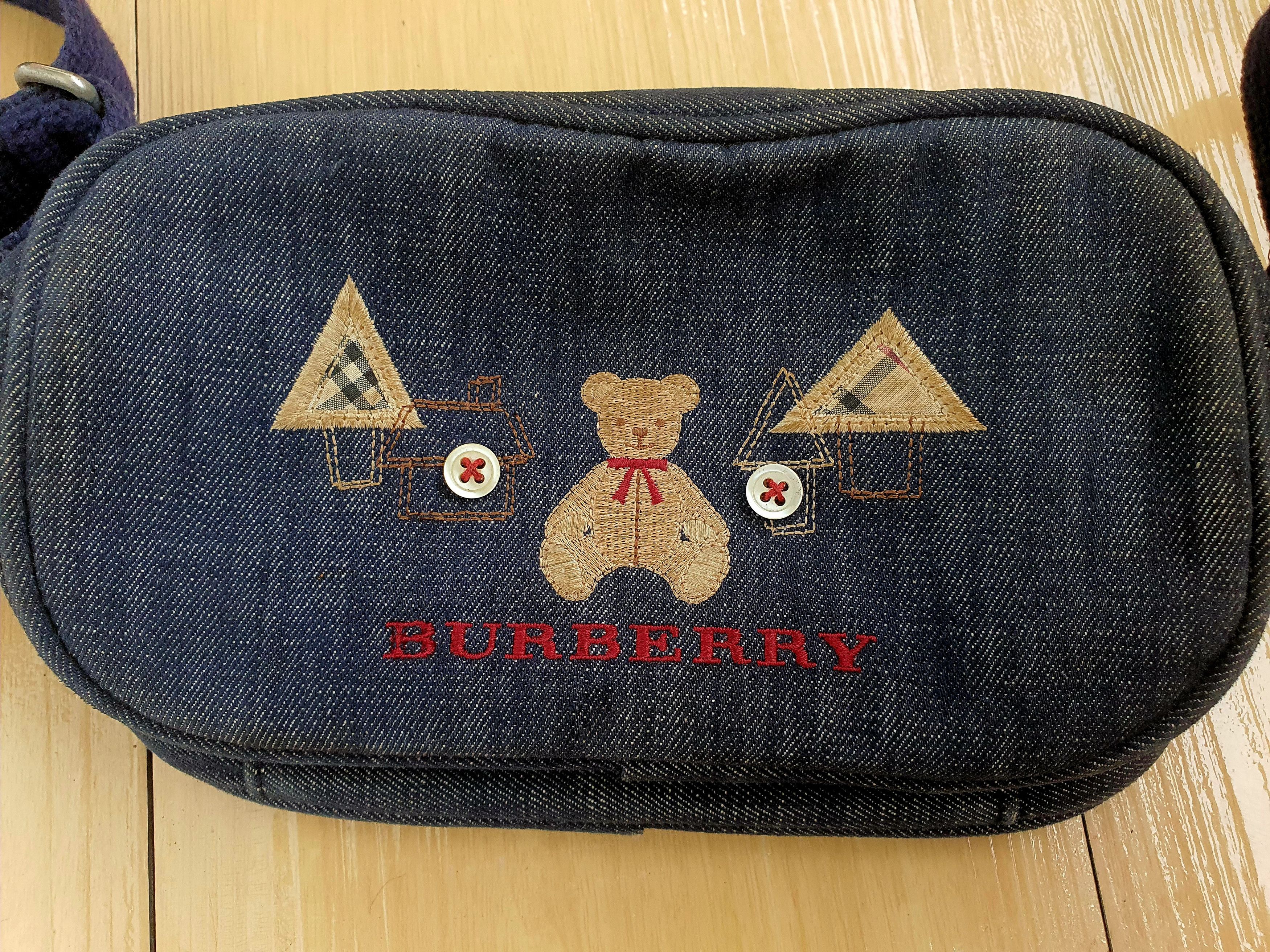Burberry Burberry Bear Case Sling Bag Size ONE SIZE - 4 Thumbnail