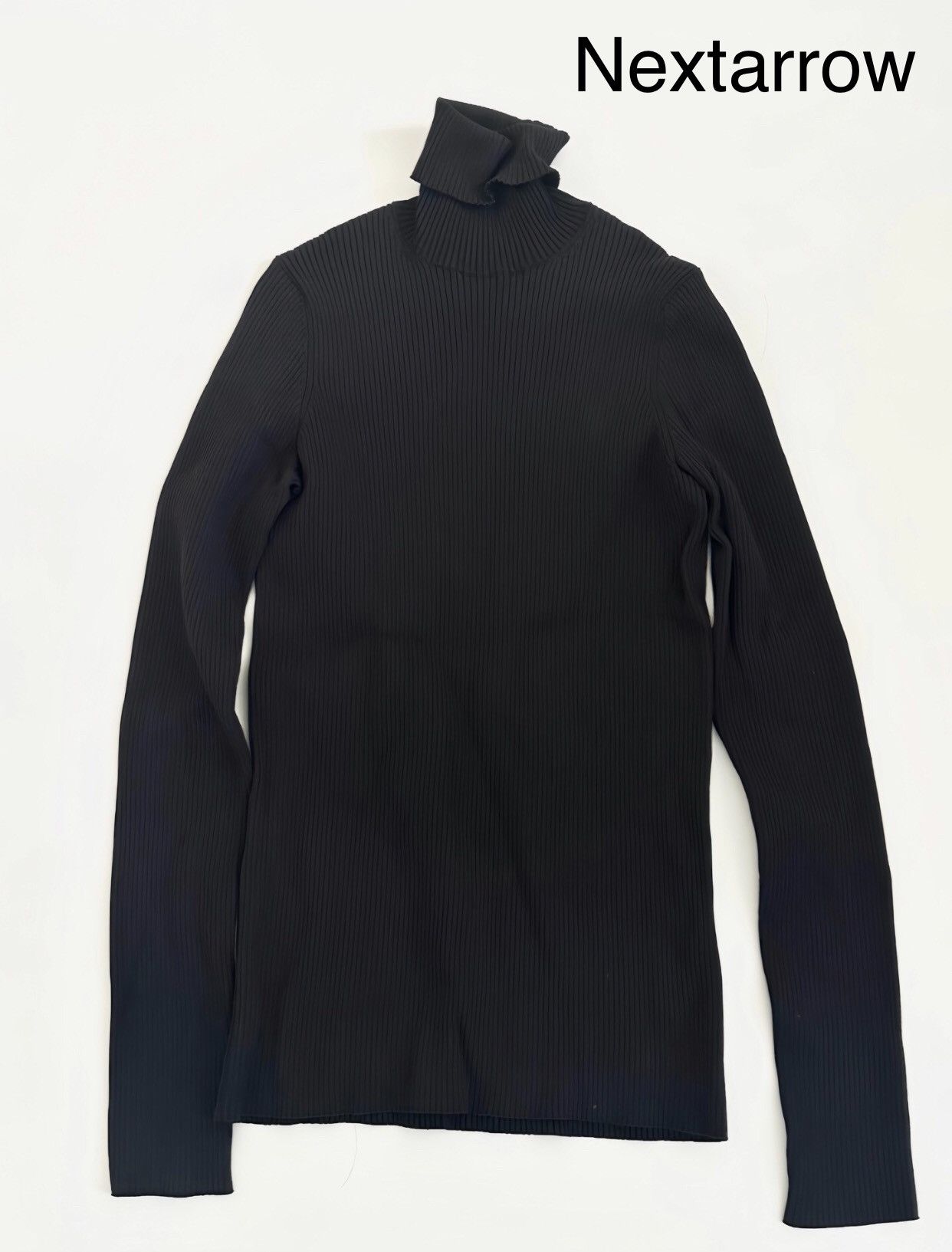 Balenciaga Balenciaga show style pure black base shirt2412-Nextarrow Size S / US 4 / IT 40 - 1 Thumbnail