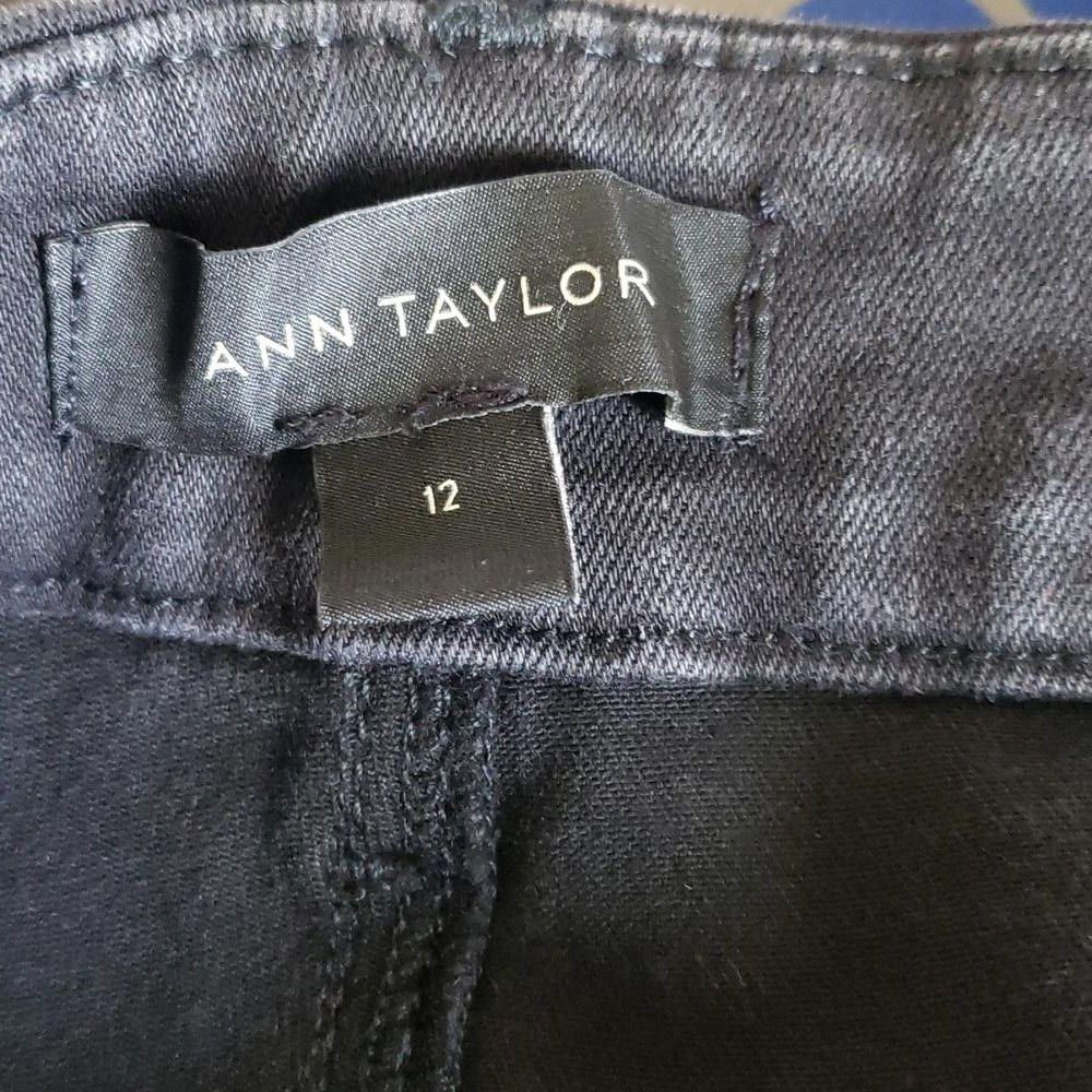 Ann Taylor CT913 Ann Taylor Black "The Straight" Jean Size 12 Size 34" / US 12 / IT 48 - 6 Thumbnail