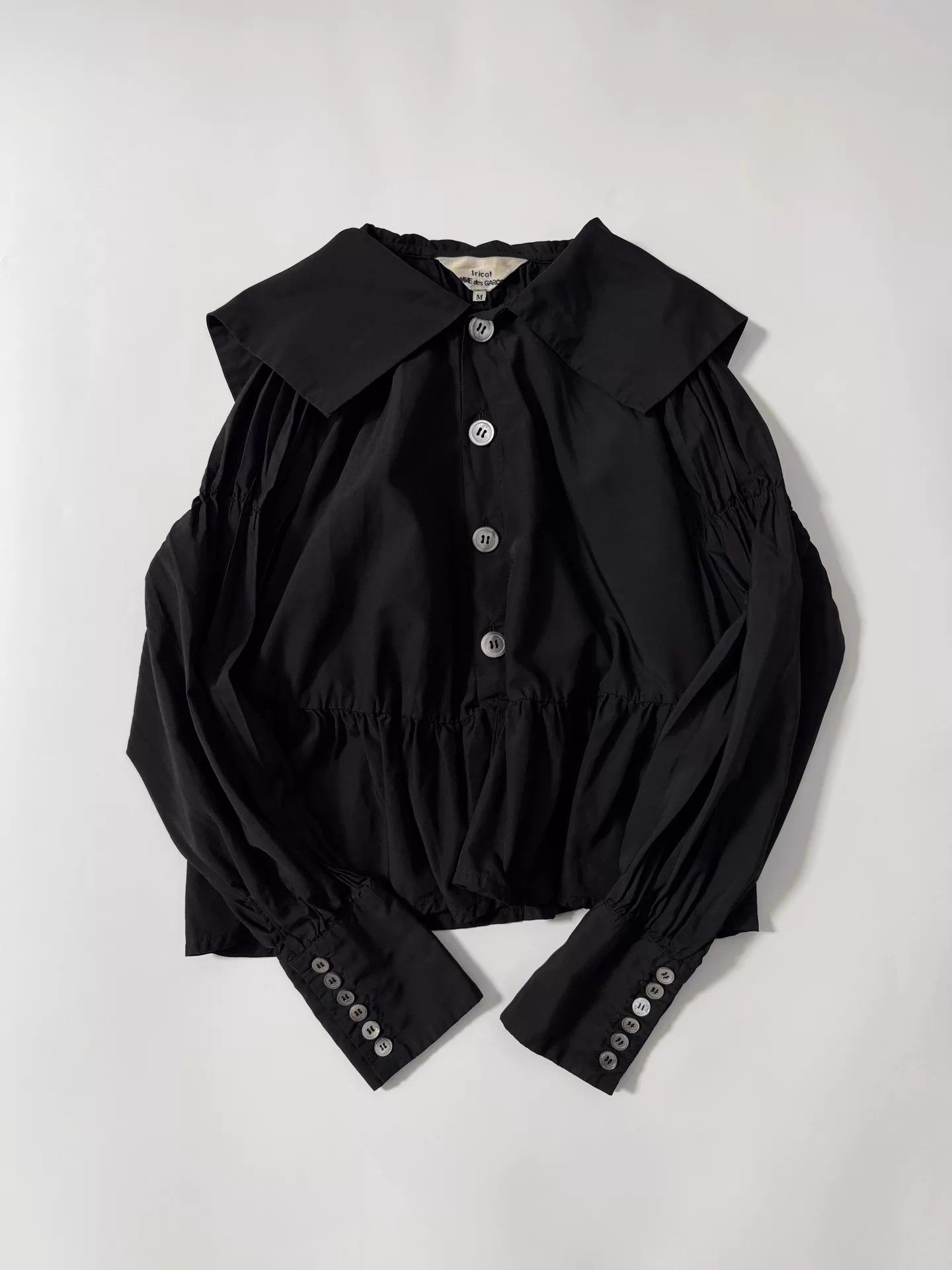 Comme des Garcons Comme des Garçons Pleated Black Shirt M Cuff Buttons Size M / US 6-8 / IT 42-44 - 3 Thumbnail