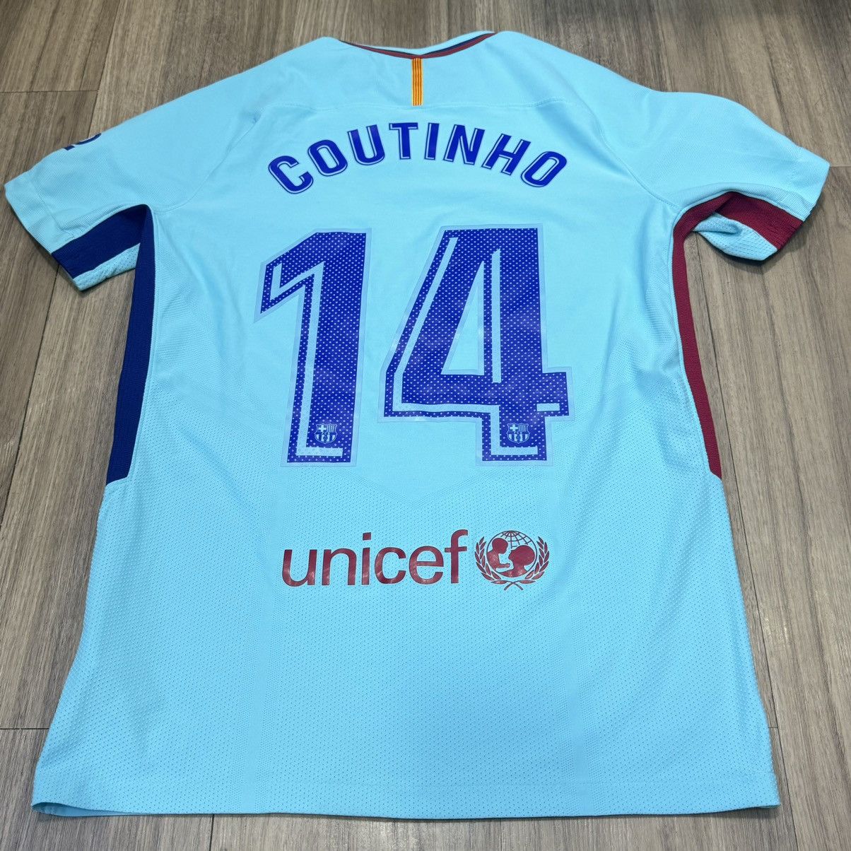 Nike Barcelona 17/18 player issue away shirt #14 Coutinho Size US M / EU 48-50 / 2 - 2 Thumbnail