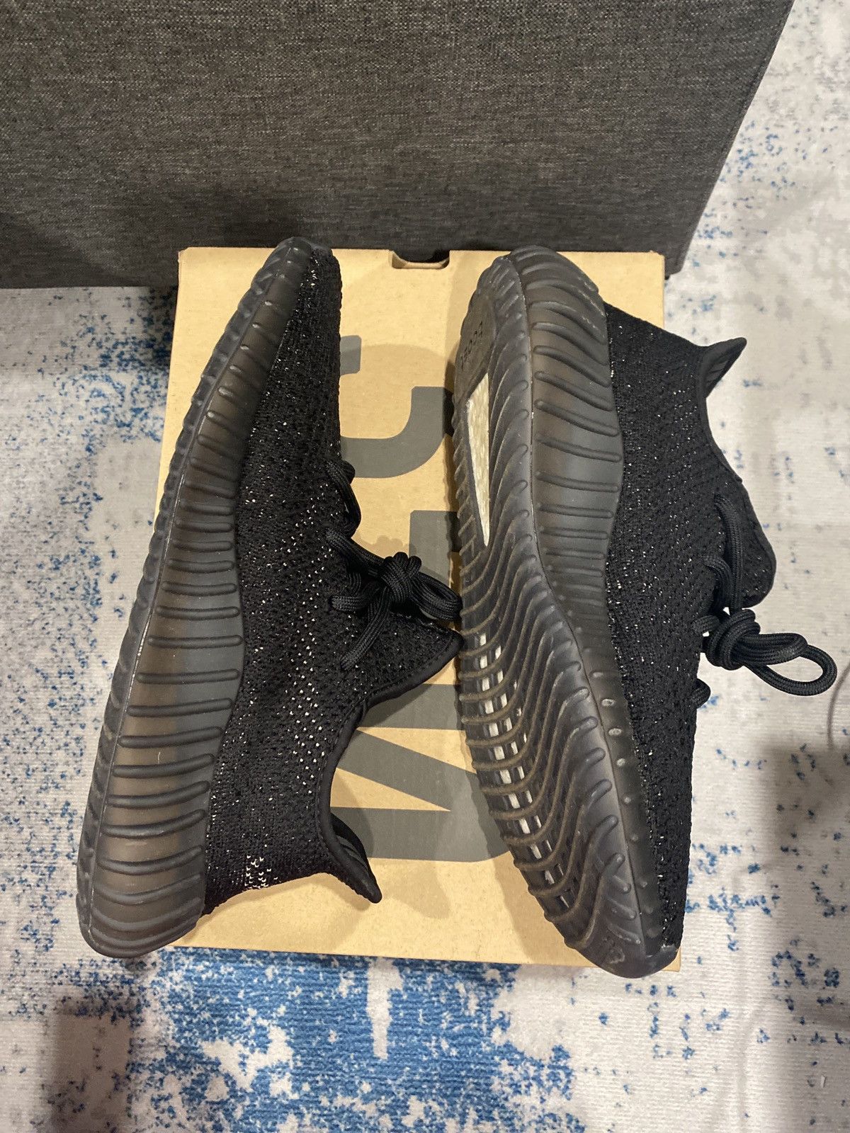 Yeezy Yeezy Boost 350 V2 Oreo Black/White Size US 6.5 / EU 39-40 - 4 Thumbnail