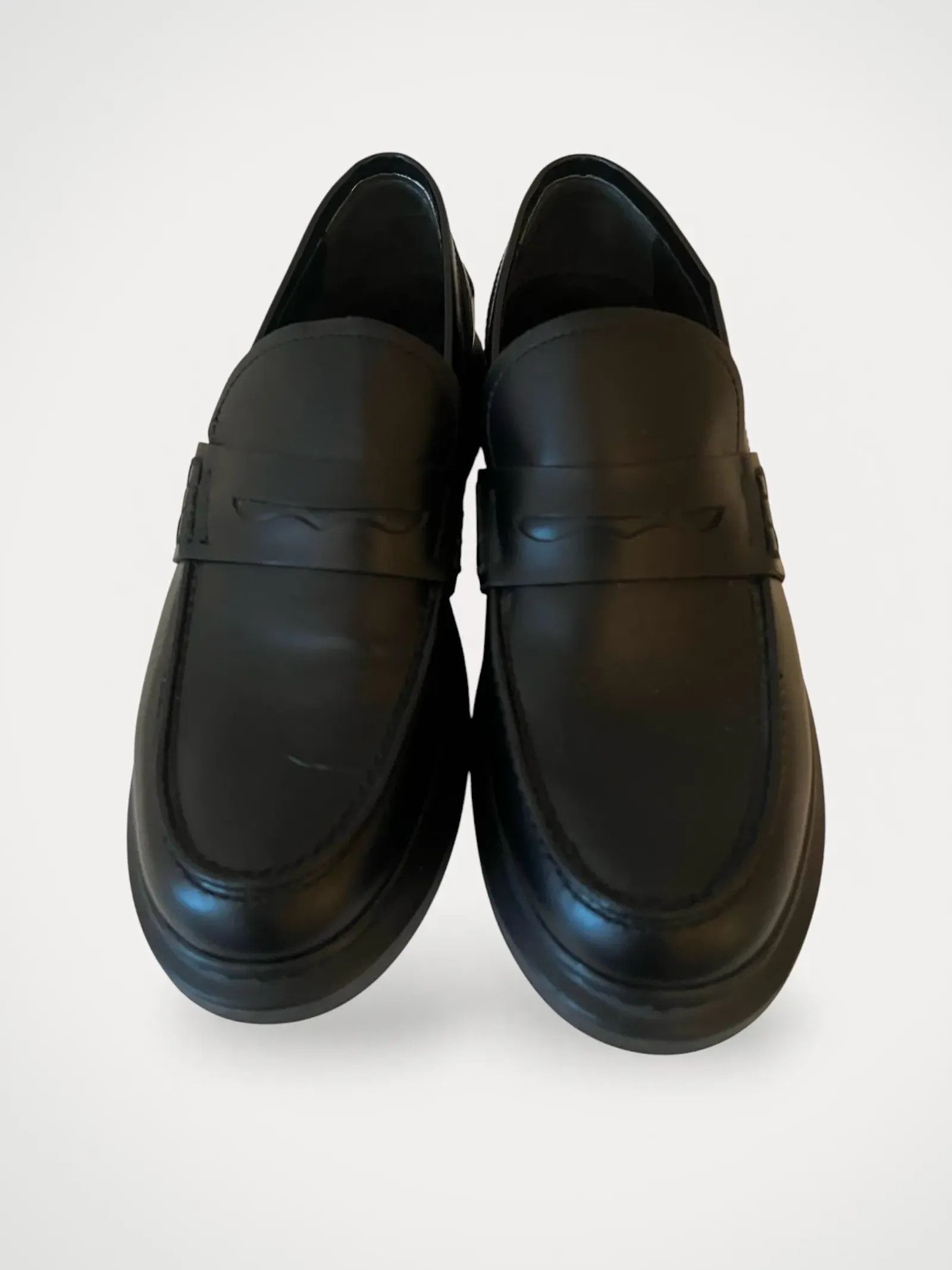 バレエシューズ ALEXANDER MCQUEEN TWO-TONE LEATHER AND RUBBER BALLERINAS Alexander Mcqueen Women Two-tone Leather And Rubber