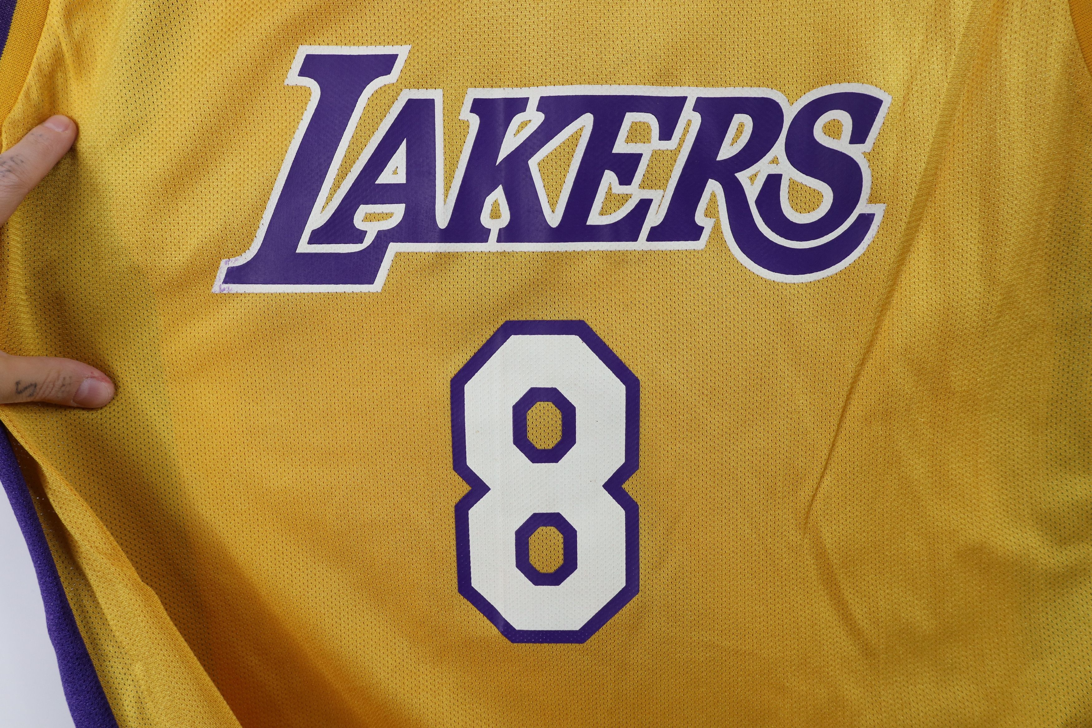 Champion Vintage 90s Champion Kobe Bryant Los Angeles Lakers Jersey Size US L / EU 52-54 / 3 - 5 Thumbnail
