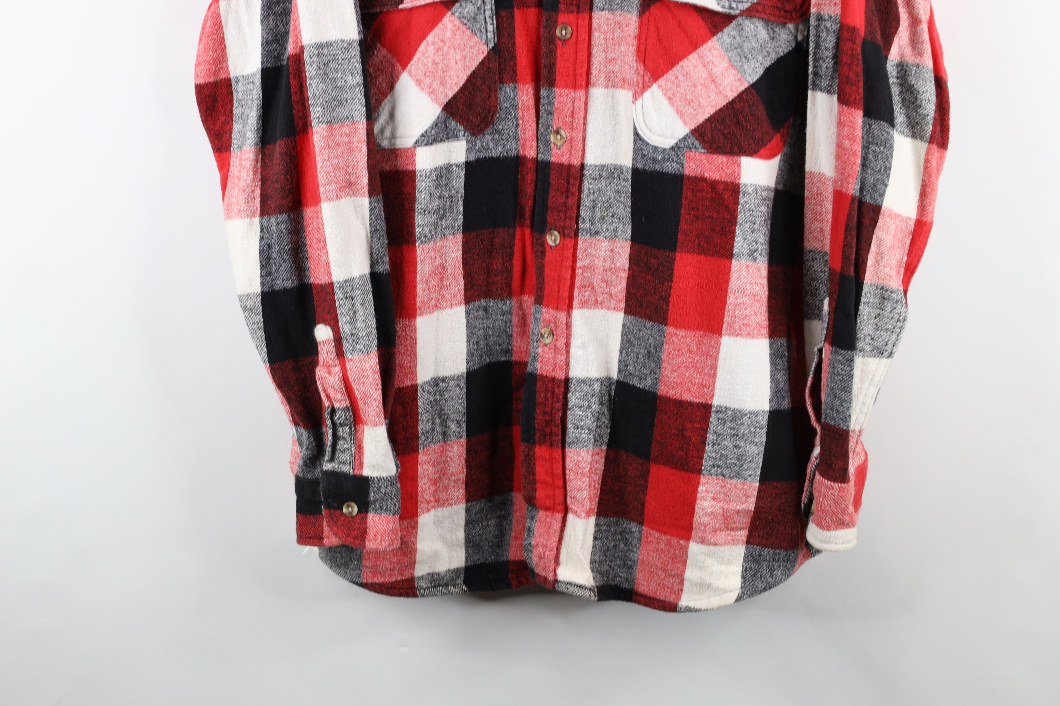 Vintage Vintage 90s Streetwear Heavyweight Flannel Button Shirt Size US L / EU 52-54 / 3 - 3 Thumbnail