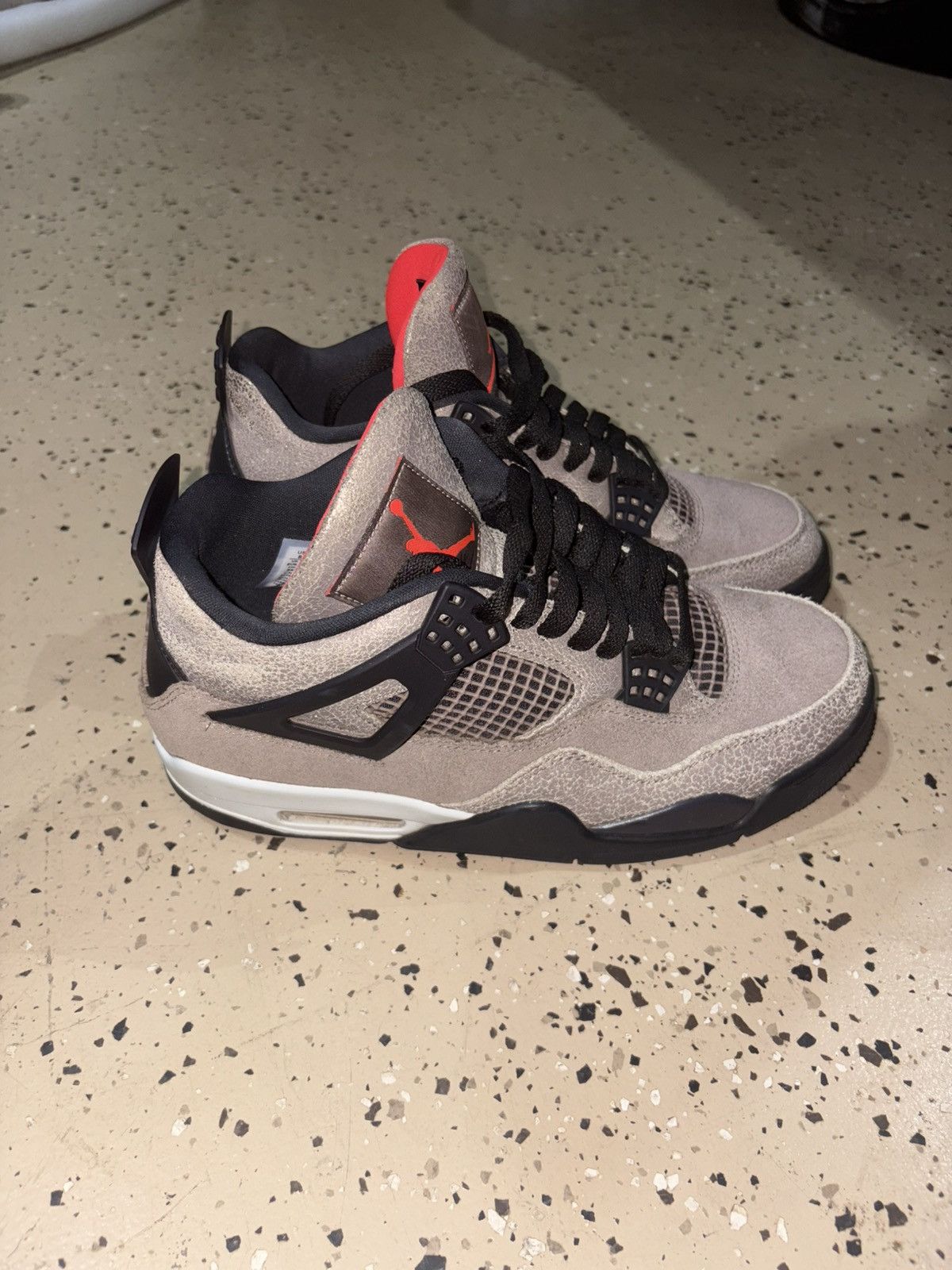Jordan Brand Jordan 4 Retro Taupe Haze Size 8 Size US 8 / EU 41 - 1 Thumbnail