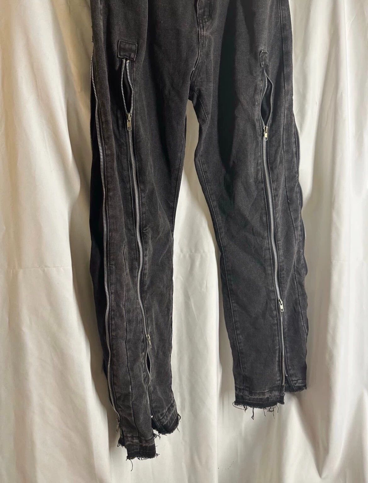 Japanese Brand Japanese Vintage Zipper Jeans Sick Fit/Wash/Distressed 41 Size US 41 - 2 Thumbnail