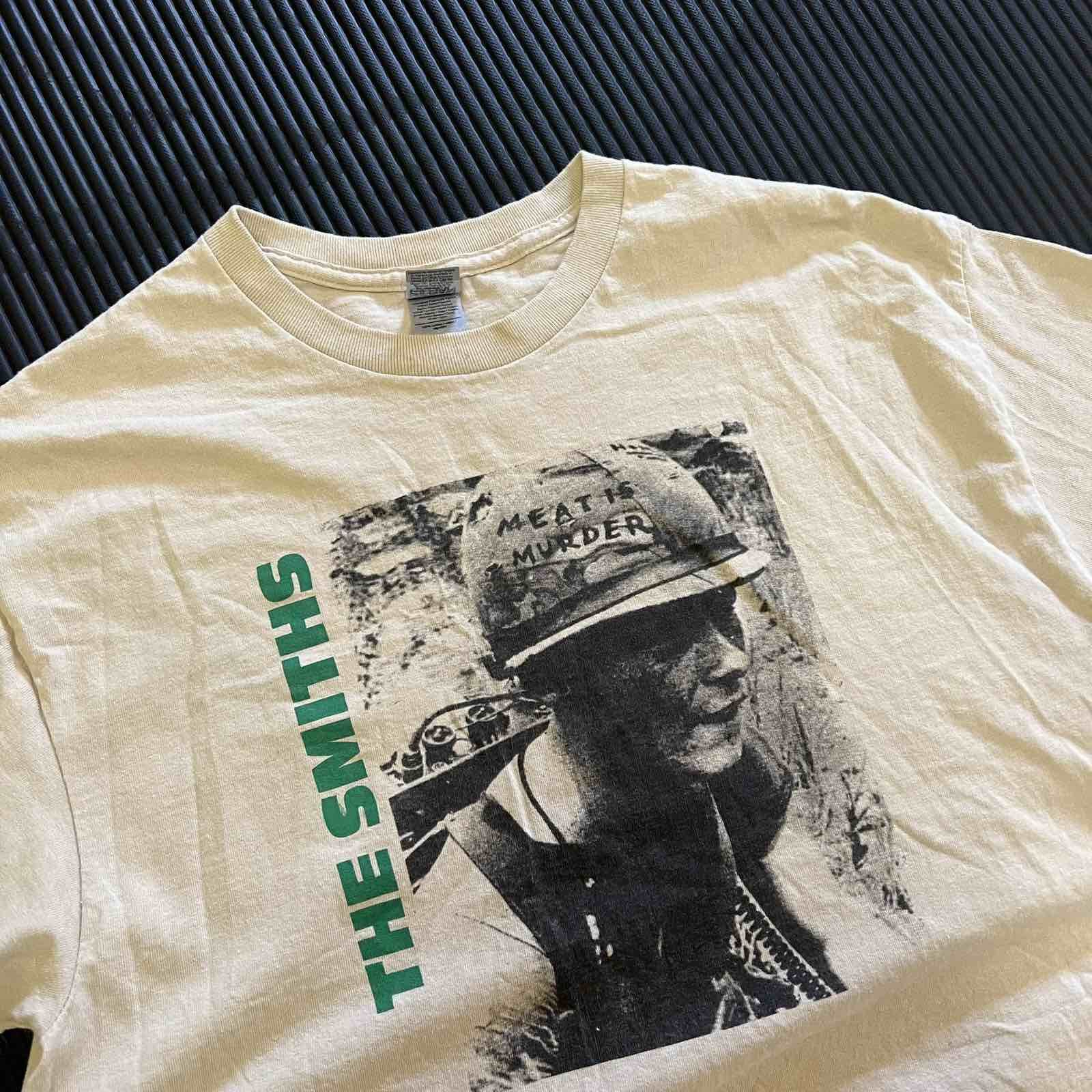 Band Tees Vintage The Smiths Meat is a murder t-shirt Sz L Size US L / EU 52-54 / 3 - 4 Thumbnail