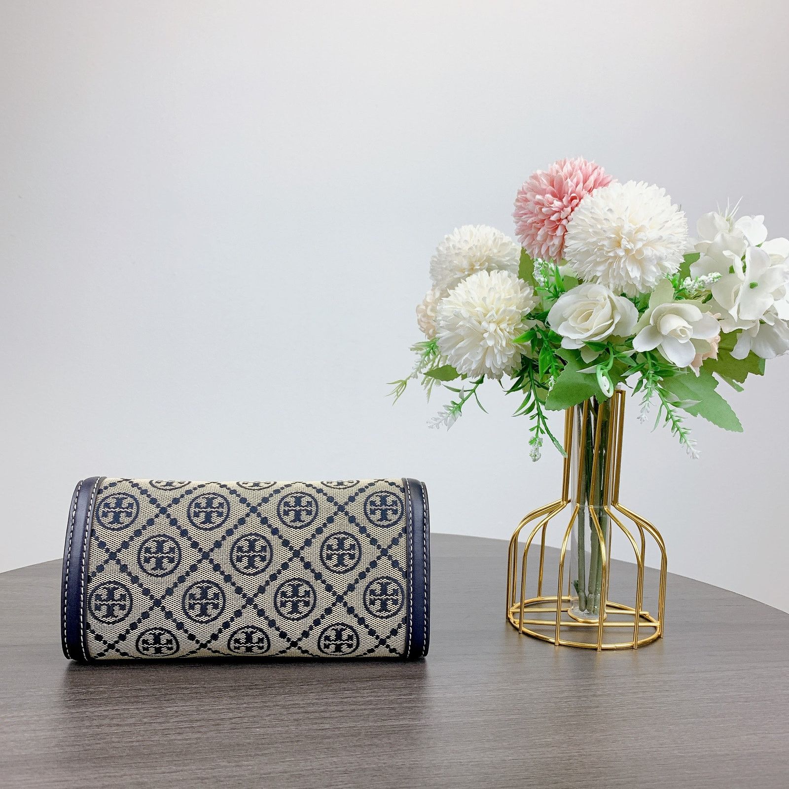 Tory Burch (E)Tory Burch 135846 T MONOGRAM WALLET CROSSBODY Size ONE SIZE - 3 Thumbnail