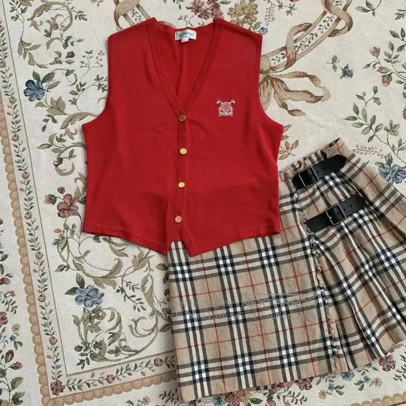 Burberry Burberry Red Cotton Blend Women's Knit Top. Size M / US 6-8 / IT 42-44 - 7 Thumbnail