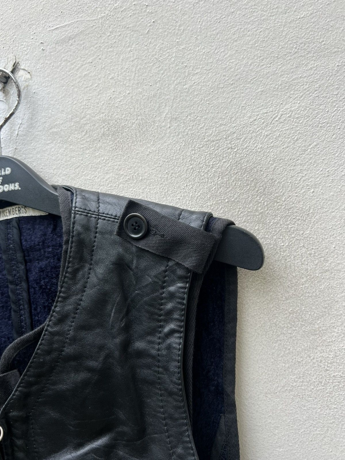 Dirk Bikkembergs × Vintage Vintage 90s DIRK BIKKEMBERGS Detachable Linig Leather Vest Size US M / EU 48-50 / 2 - 9 Thumbnail
