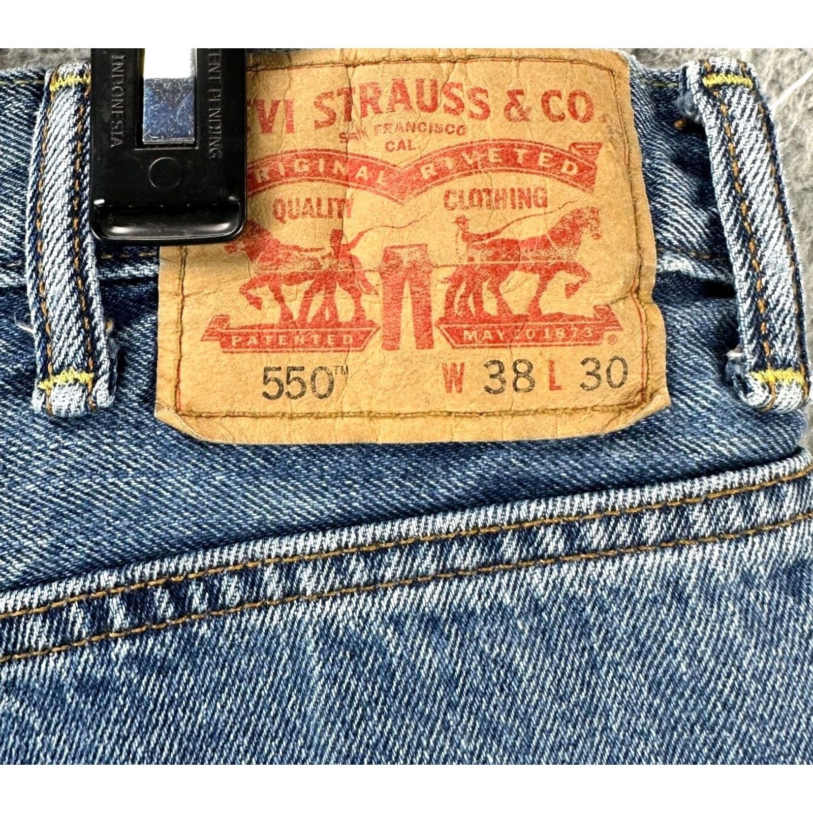 Levi's Levi's 550 Jeans Men 38X30 Blue Straight Leg Red Tab 100% Cotton Denim 5 Pockets Size US 38 / EU 54 - 4 Thumbnail