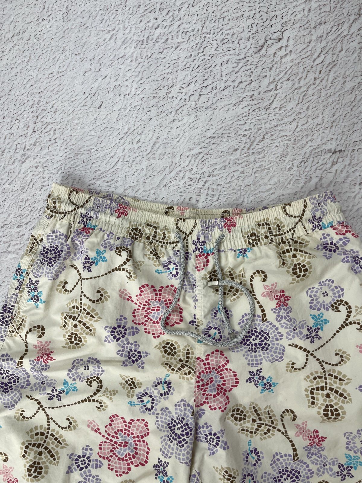 Vilebrequin Vilevrequin beige floral flower pattern swim shorts Size US 36 / EU 52 - 7 Thumbnail