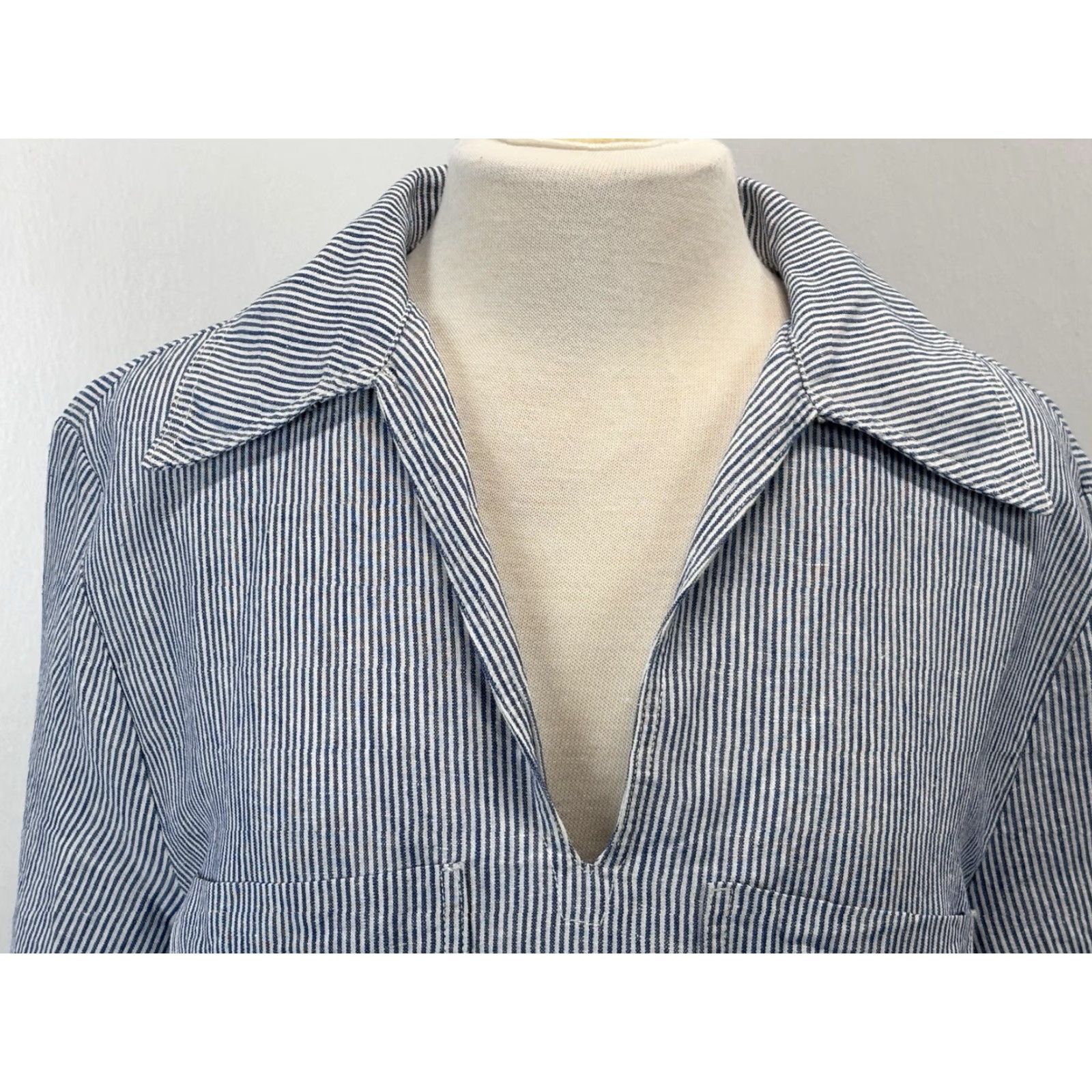 Vintage VINTAGE The Pants Store Linen Tunic Shirt Women’s S Blue White Striped Pockets Collared Long Sleeve 100% Linen Casual Spring Summer Fall Womens Size S / US 4 / IT 40 - 5 Thumbnail