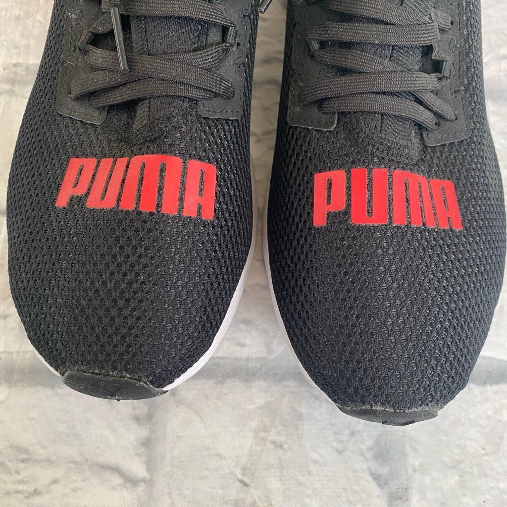 Puma Puma men 9.5 tie up running shoes black & red Size US 9.5 / EU 42-43 - 4 Thumbnail