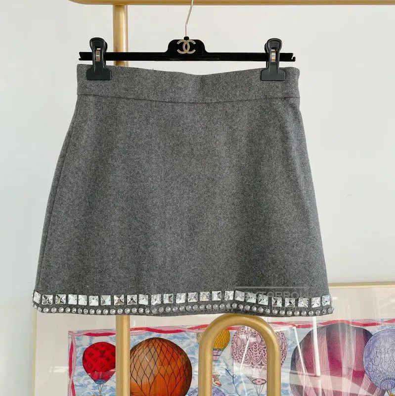 Miu Miu Miu Miu Gray Wool A-Line Skirt for Women . Size 41" - 1 Thumbnail