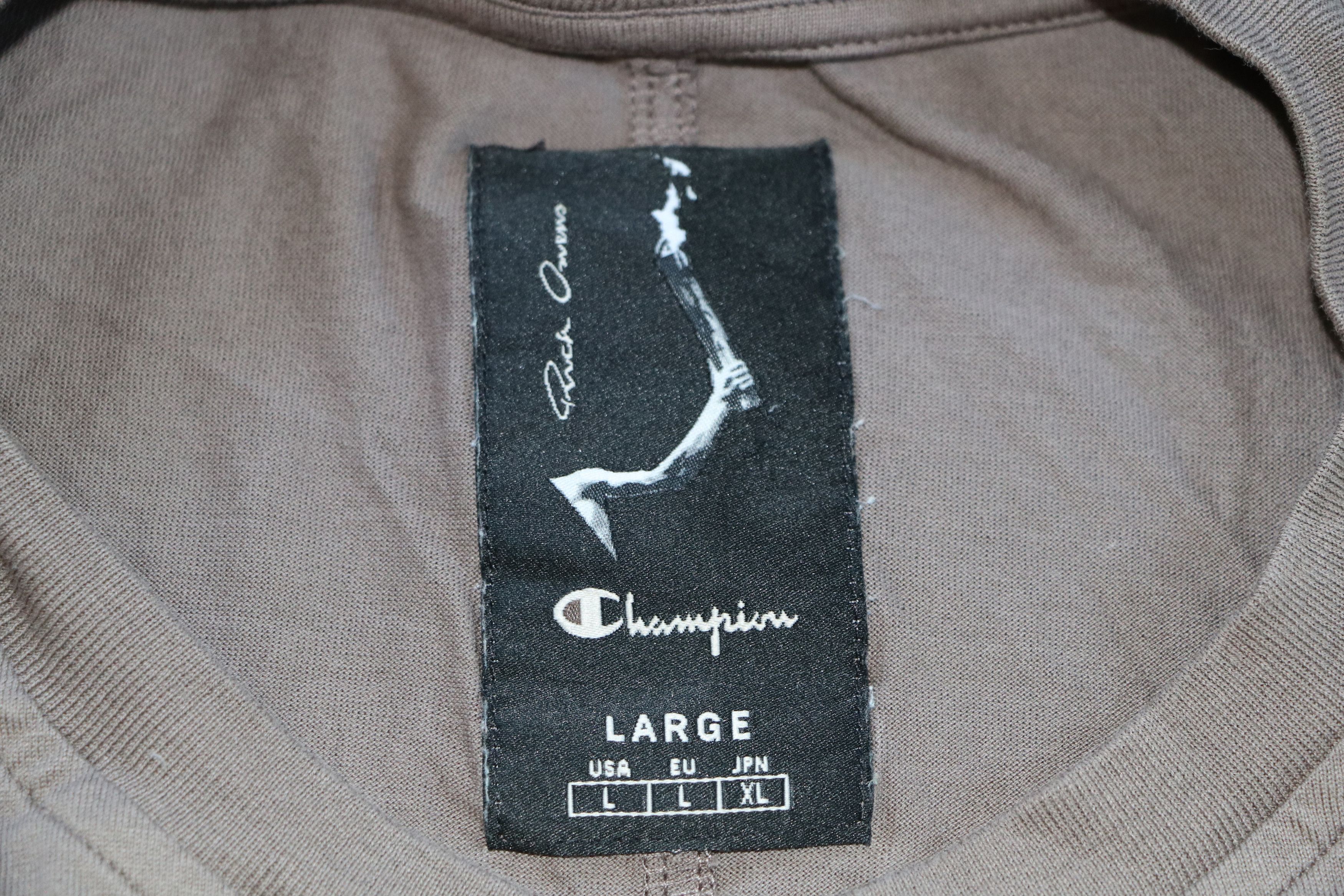 Champion × Rick Owens Champion x Rick Owens Tommy Embroidered T-shirt in "Dust" Size US L / EU 52-54 / 3 - 5 Thumbnail