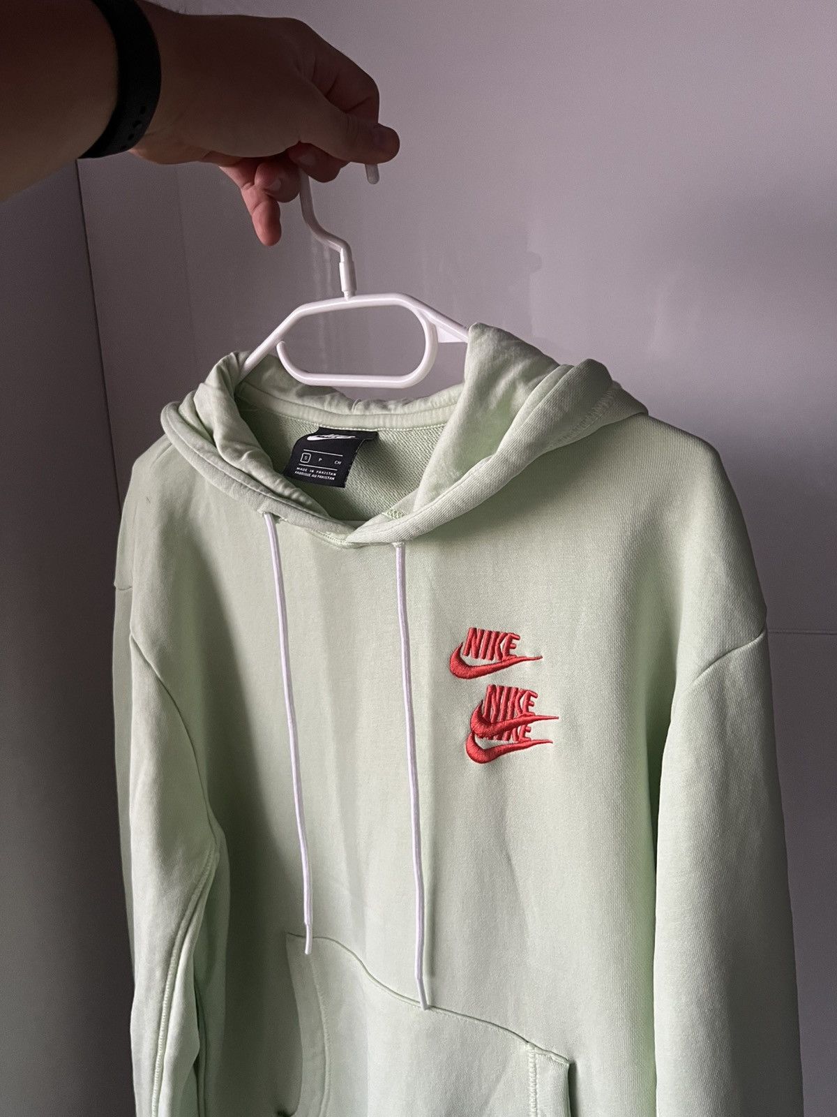 Nike Nike Sportswear World Tour Overprinted Avant Garde Hoodie Size US S / EU 44-46 / 1 - 1 Thumbnail