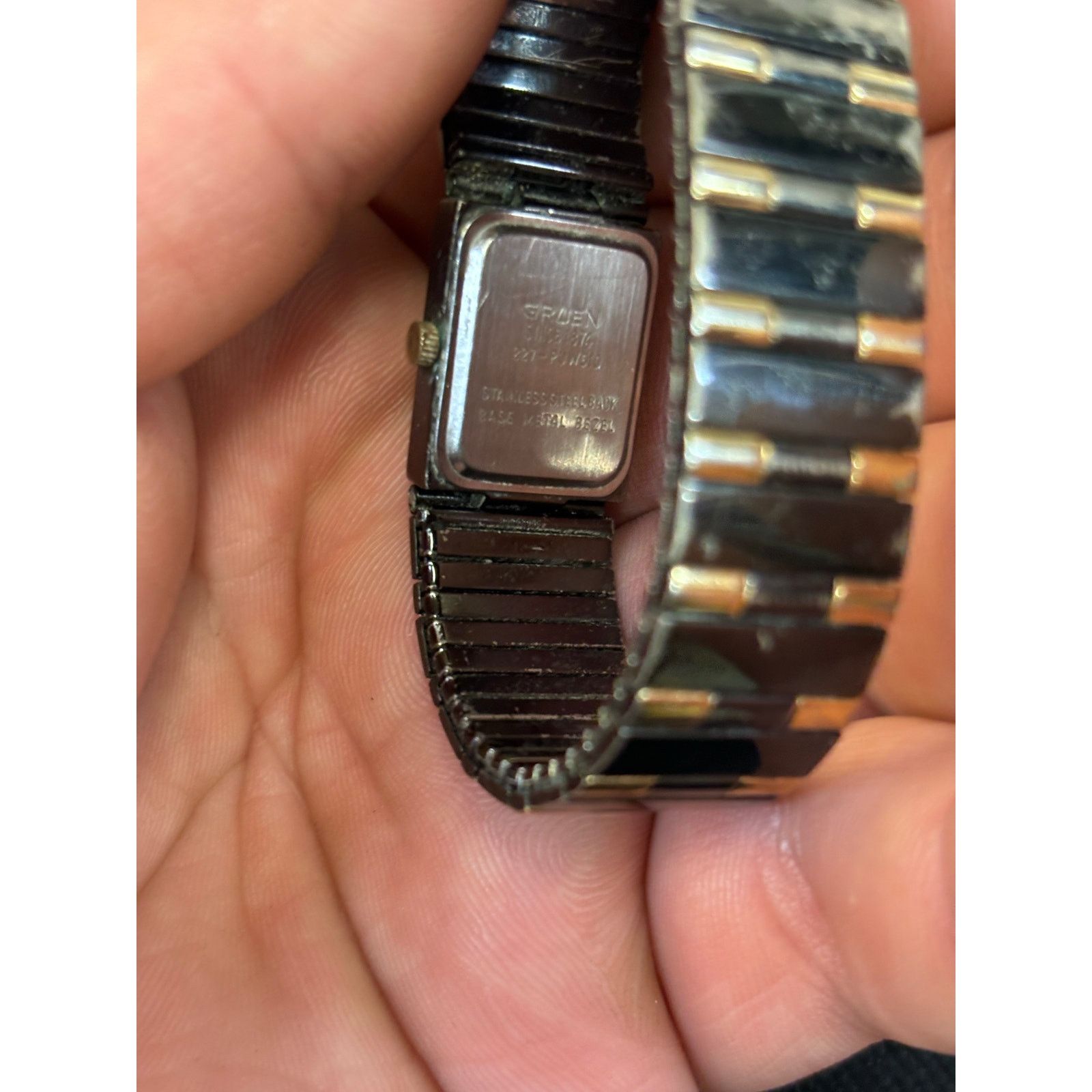 & Other Stories × Grundens Vintage Gruen 227- PUW510 Black And Gold Women’s Watch! Size ONE SIZE - 5 Thumbnail