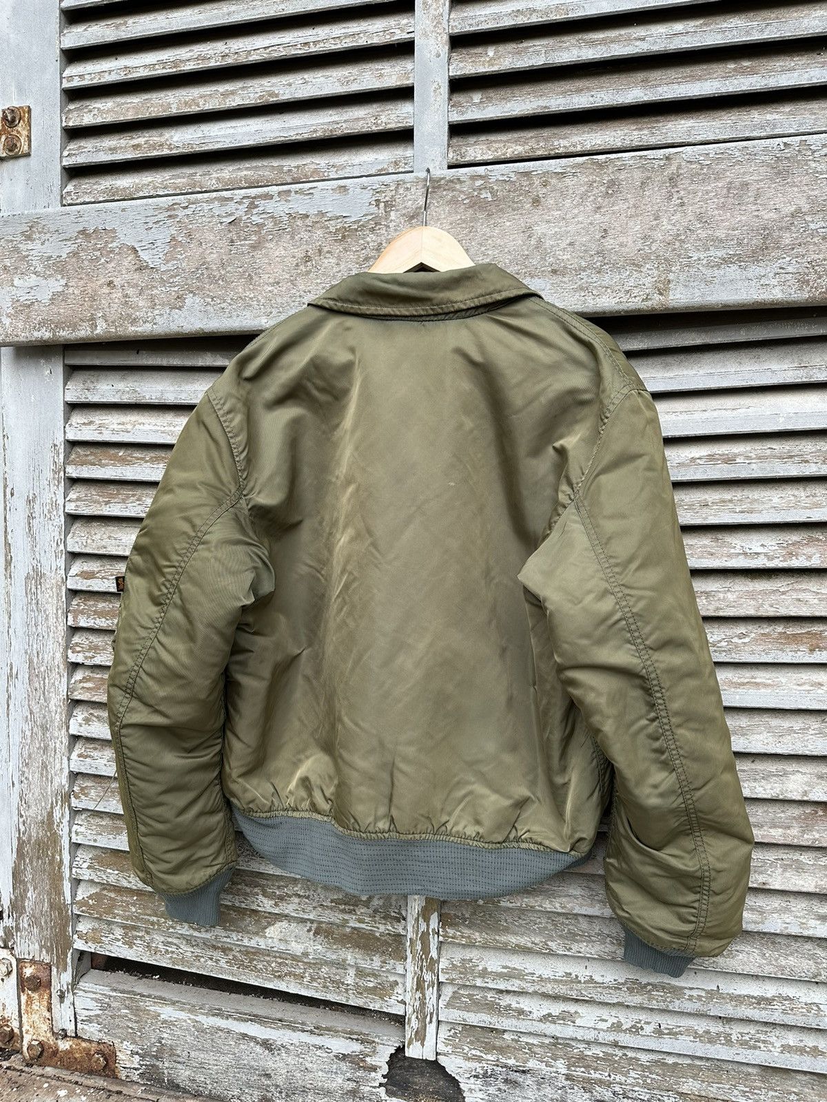 Alpha Industries 🪖Vintage Faded Alpha Industries MA-1 Bomber Jacket Size US L / EU 52-54 / 3 - 9 Thumbnail