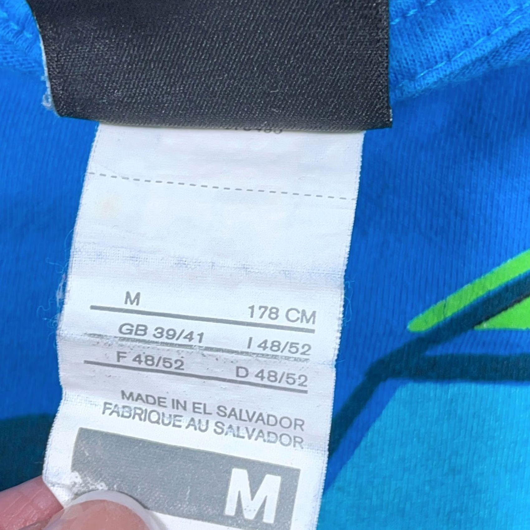 Nike VINTAGE Nike Shirt Men M Blue Geometric Graffiti Spellout Skate 6.0 Size US M / EU 48-50 / 2 - 5 Thumbnail