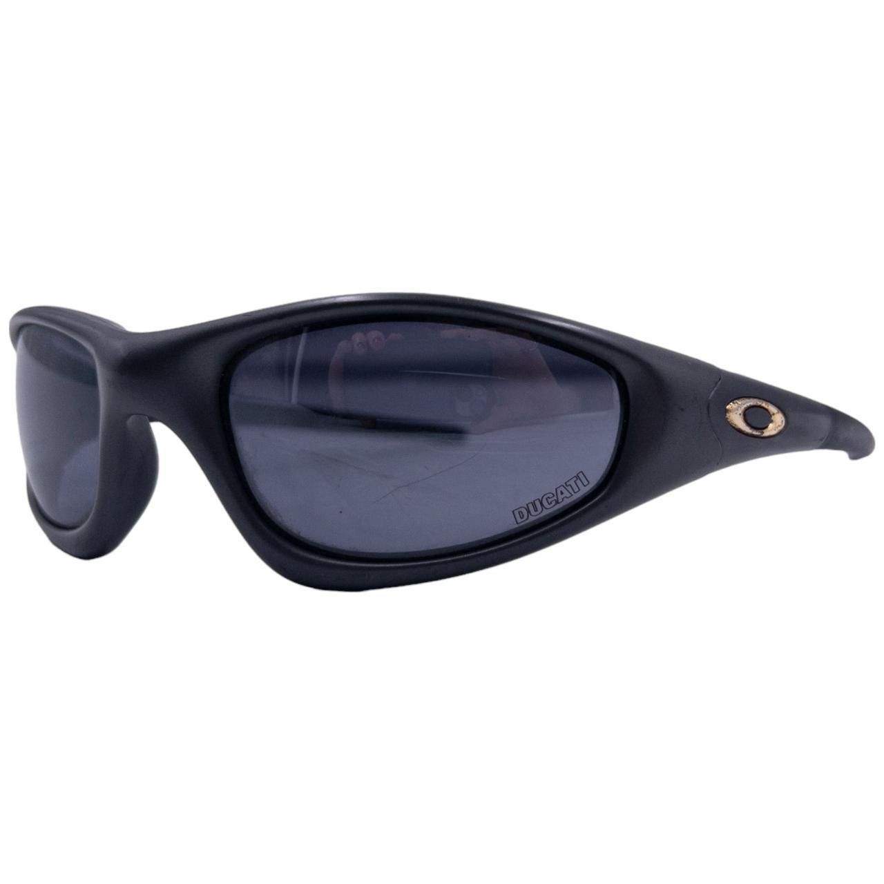 Oakley ducati sunglasses uk best sale