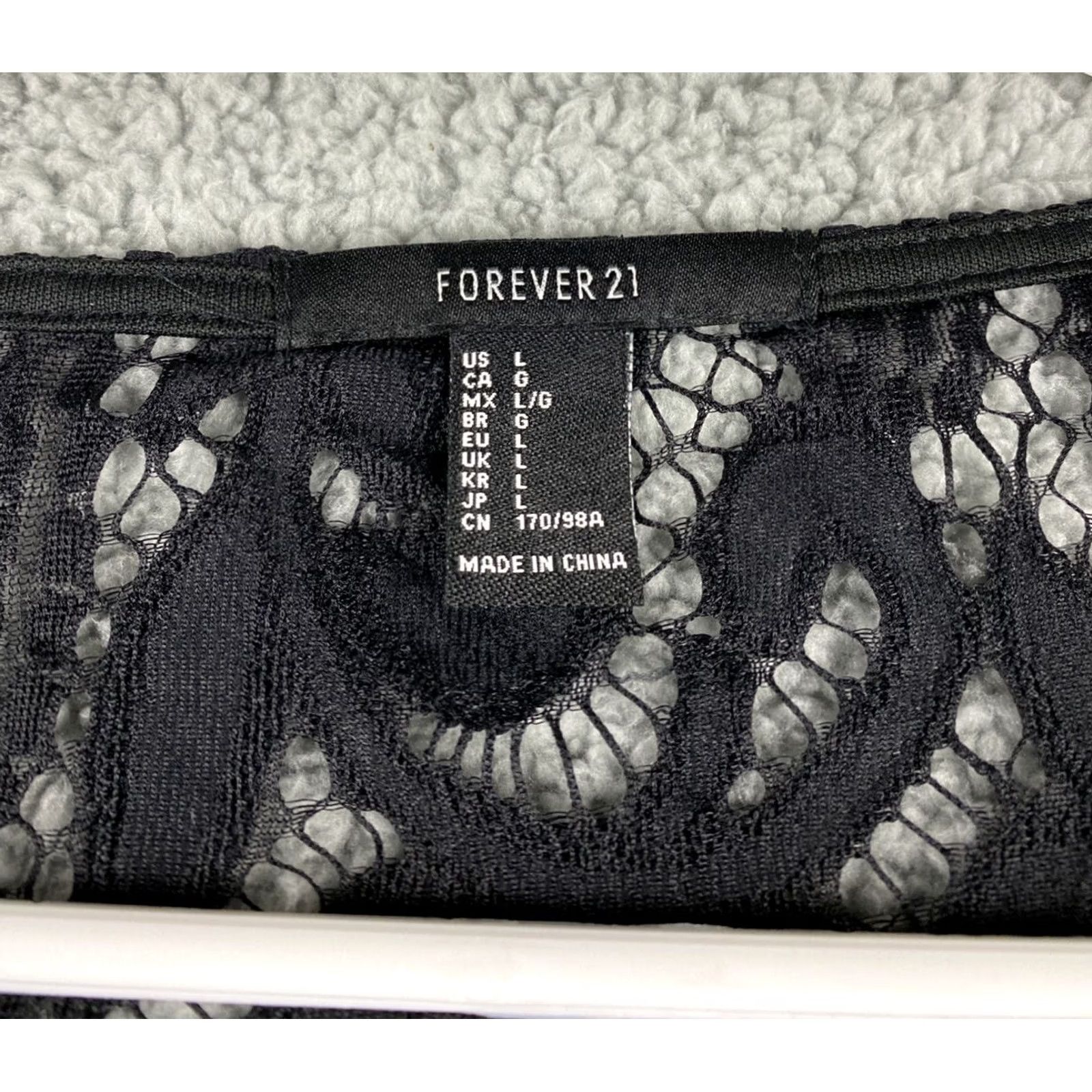Forever 21 FOREVER 21 Dress Black Knit Sheath Lace Trim 3/4 Sleeve Women’s Large L Knee Length V-Neck Pullover Casual Knit Machine Washable Black Womens Size L / US 10 / IT 46 - 3 Thumbnail