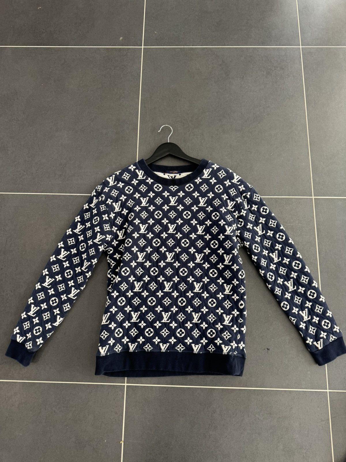 Louis Vuitton Louis Vuitton monogram crewneck sweatshirt Size US S / EU 44-46 / 1 - 1 Thumbnail