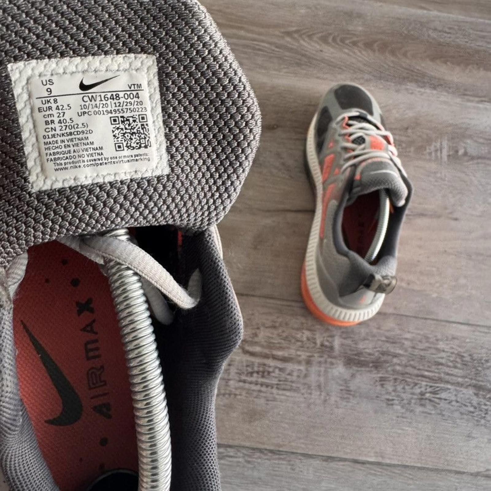 NIKE • Air Max Genome Light Smoke Grey (9M)