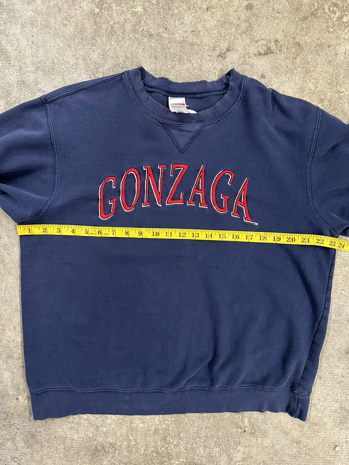 Vintage Crazy Y2K Gonzaga Bulldogs Collegiate Spell Out Sweatshirt Size US M / EU 48-50 / 2 - 12 Thumbnail