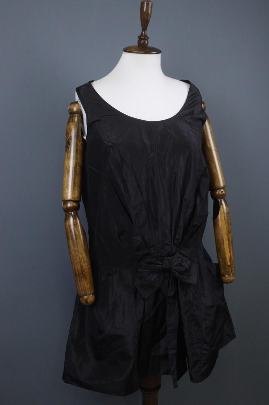 Designer See by Chloe Black Sleeveless Breathable Tunic Blouse Size 6 Size M / US 6-8 / IT 42-44 - 5 Thumbnail