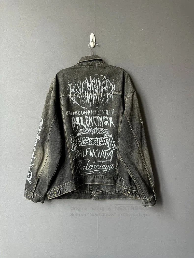 Balenciaga Balenciaga Sanskrit Graffiti Denim Jacket. Size US XS / EU 42 / 0 - 2 Thumbnail