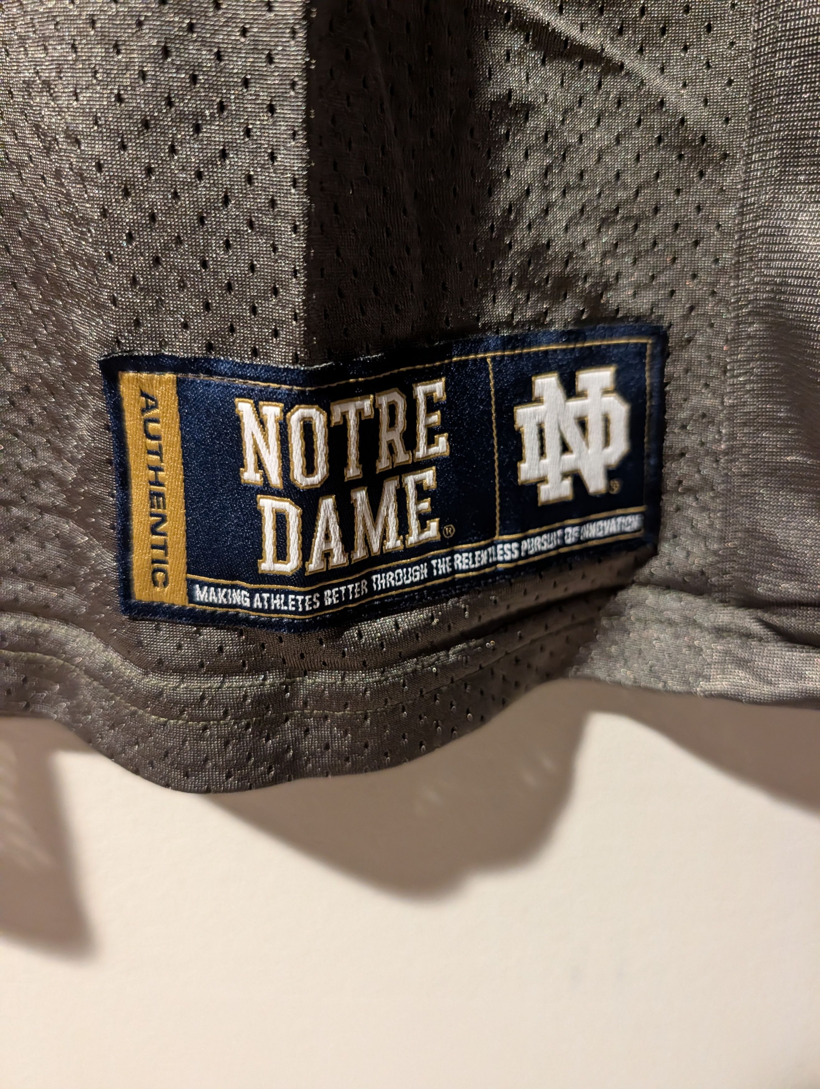 NCAA Under Armour Notre Dame Fighting Irish #1 Football Jersey Size US S / EU 44-46 / 1 - 3 Thumbnail