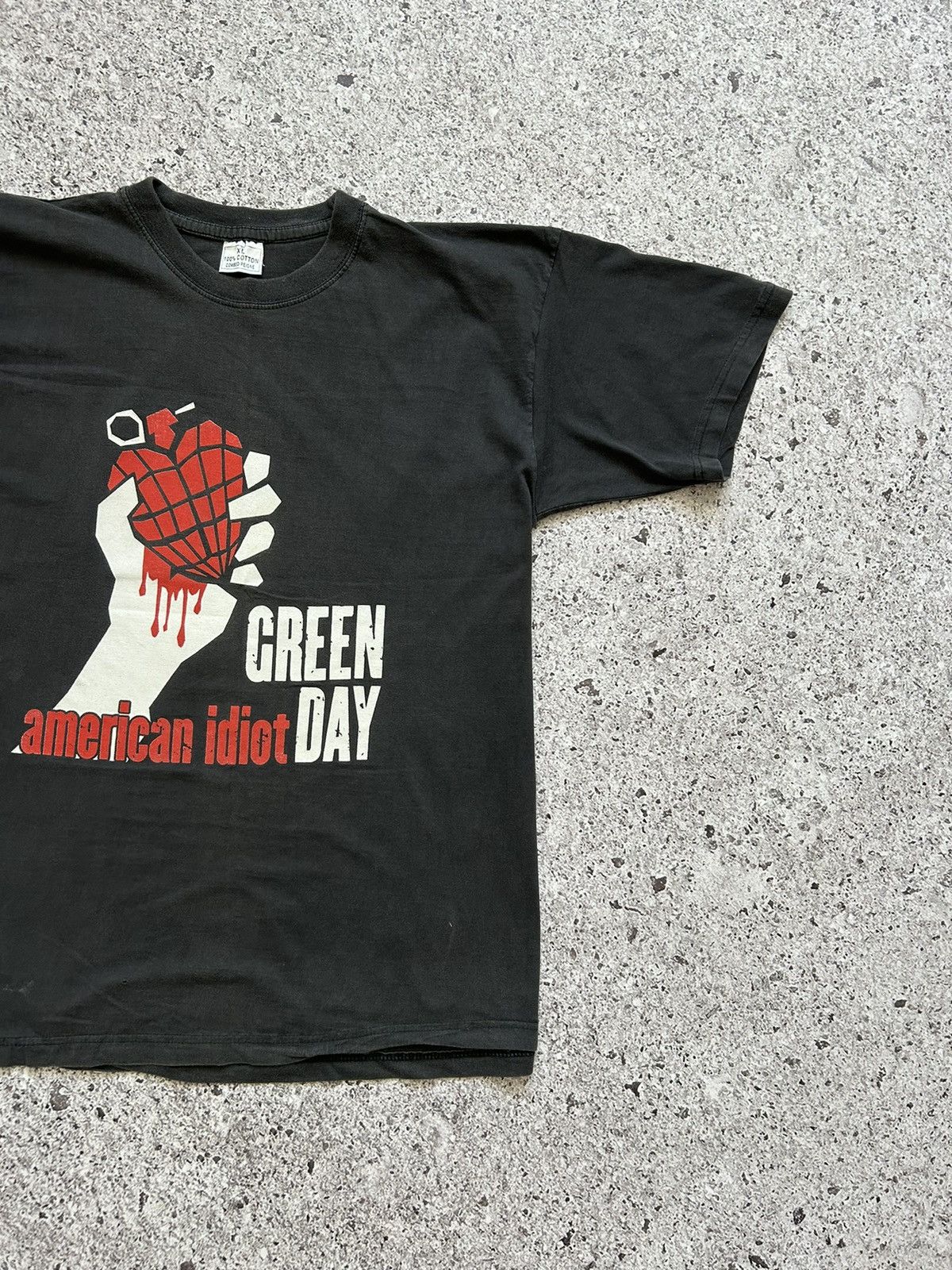 Band Tees × Vintage Vintage 2004 Green Day American Idiot Album promo t-shirt Size US XL / EU 56 / 4 - 5 Thumbnail