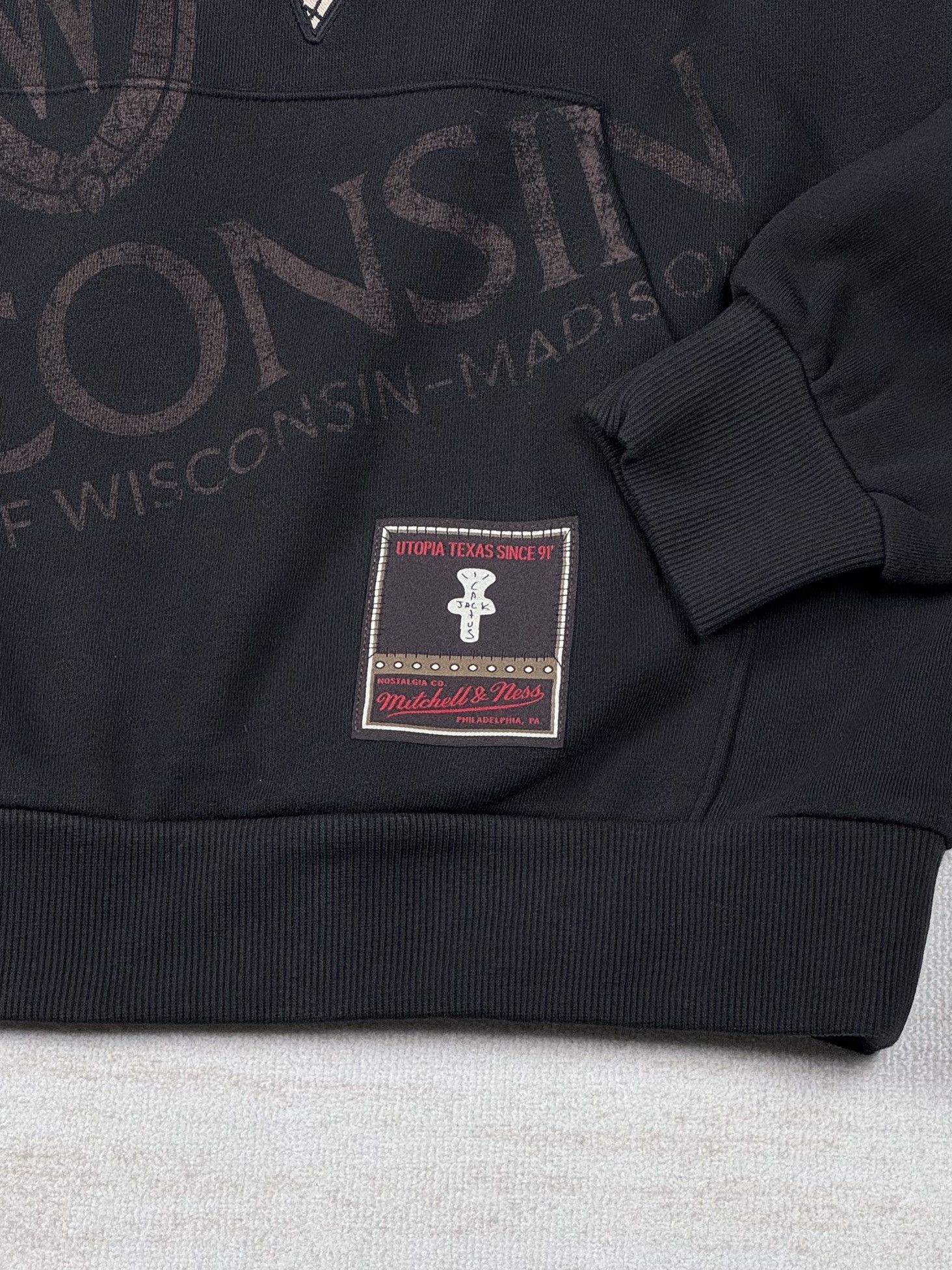 Mitchell & Ness × Travis Scott UNWORN* Cactus Jack x M&N University Of Wisconsin Hoodie Size US XXL / EU 58 / 5 - 4 Thumbnail