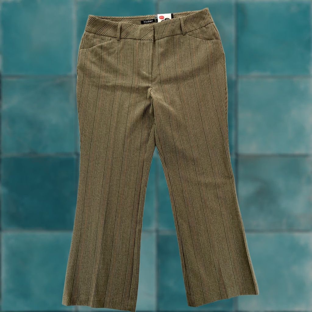 Vintage Roz & Ali Secret Agent Pants Women's 16 Brown Plaid Stretch Fabric Tummy Control Slim Wide-Leg Dress Pants Mens? No. Size 25" / US 0 / IT 36 - 1 Thumbnail