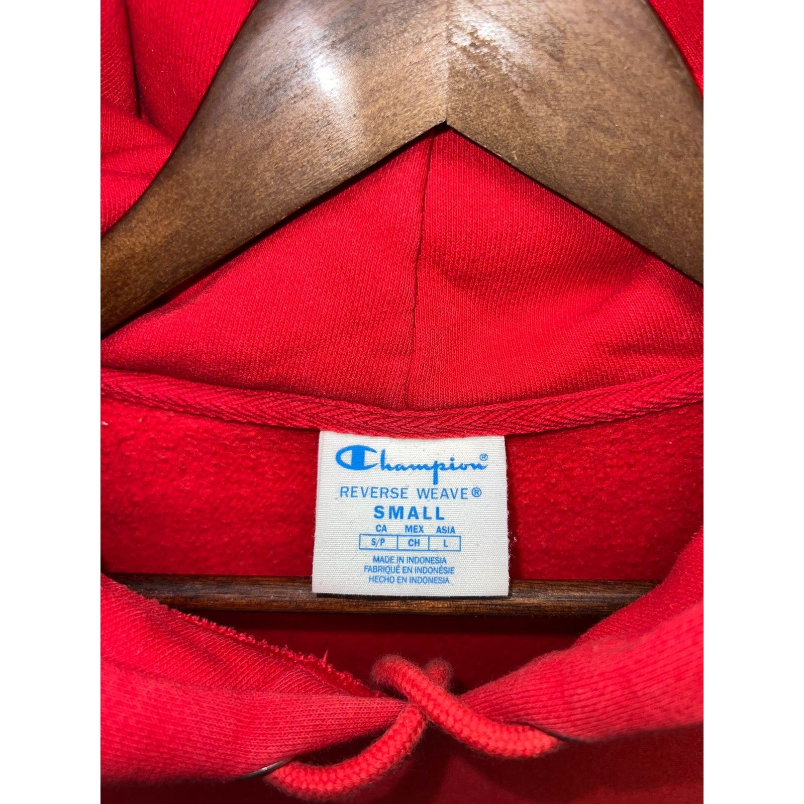 Vintage Champion Reverse Weave red Hoodie Y2K 2000s Size Small Size US S / EU 44-46 / 1 - 5 Thumbnail