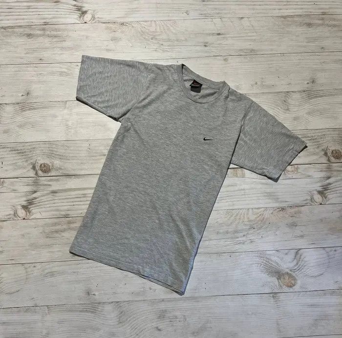 Nike Vintage Nike T-Shirt 90s Swoosh Size US S / EU 44-46 / 1 - 1 Thumbnail