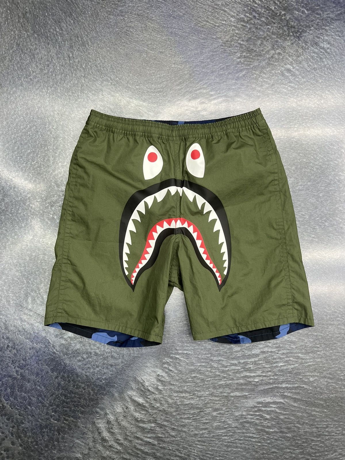 Bape Bape Color Camo Shark Reversible Shorts Size US 30 / EU 46 - 3 Thumbnail